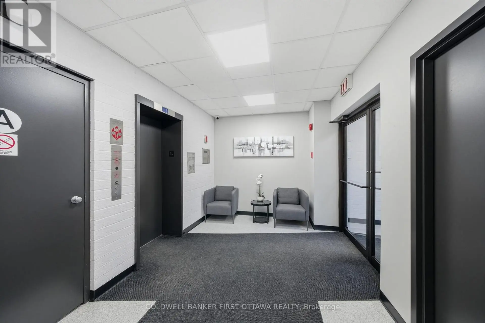 #402 222 GUIGUES AVENUE - Image 4