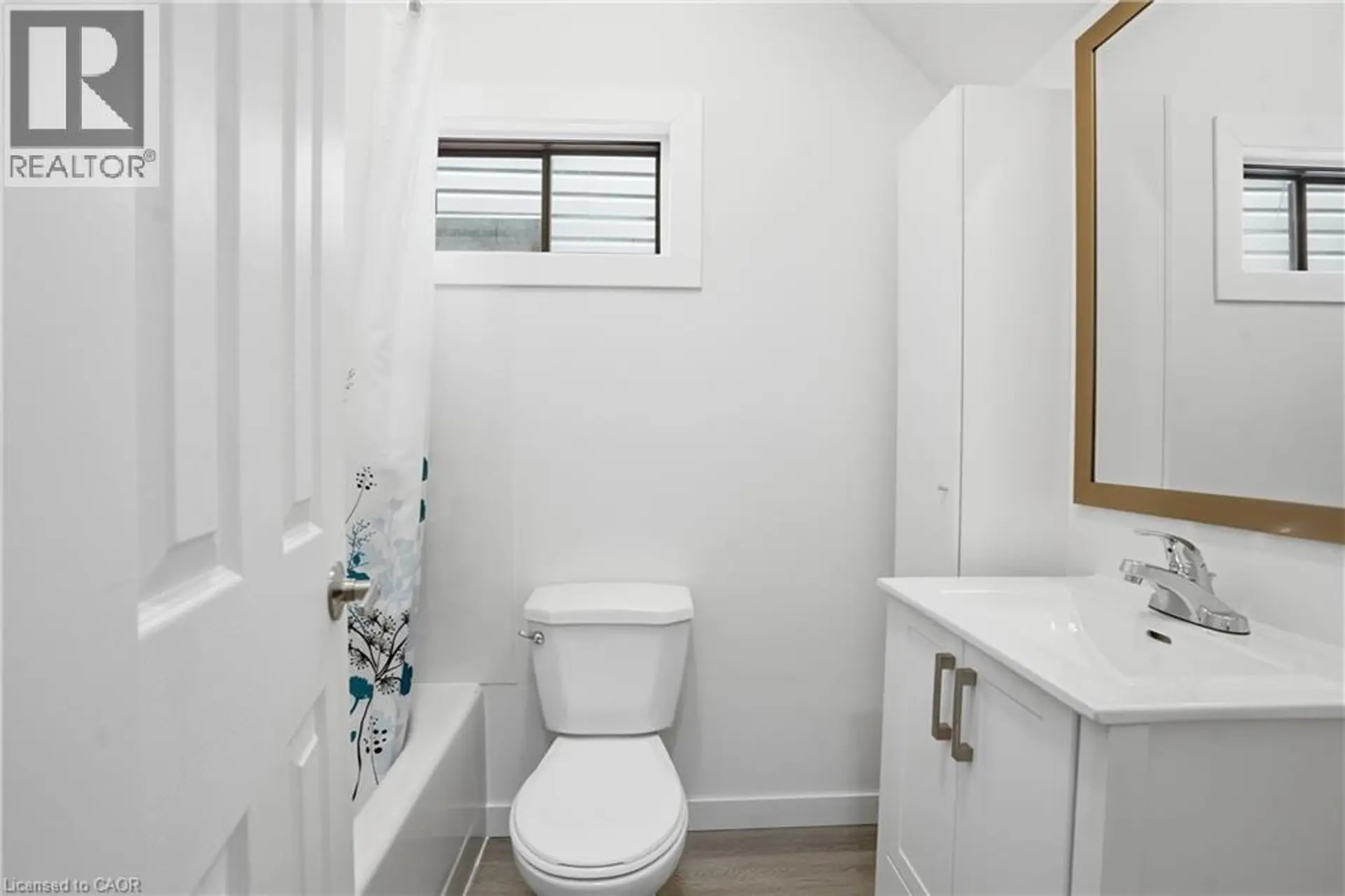 14 AVENUE PLACE - Image 15