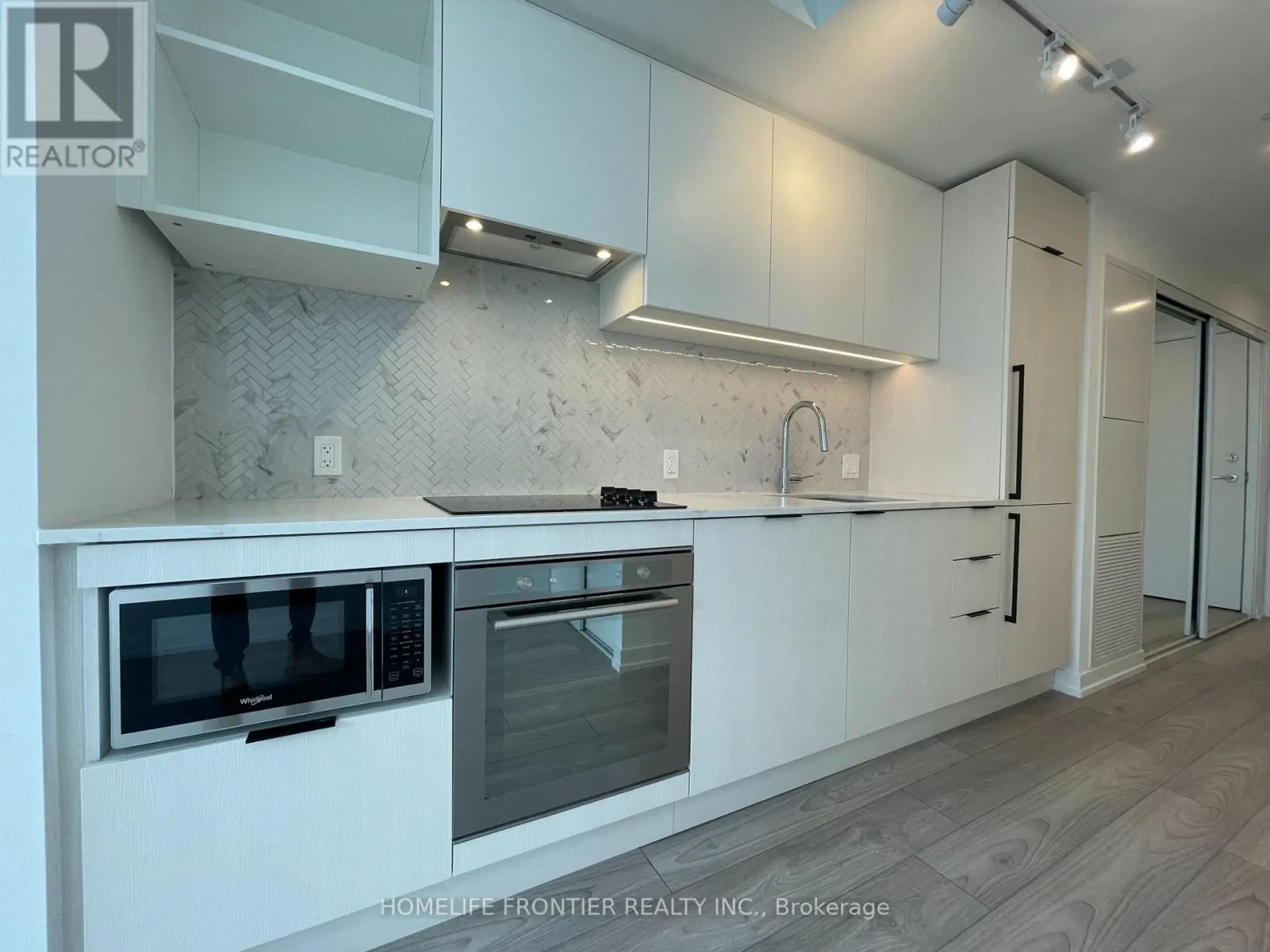 #1108 82 DALHOUSIE STREET - Image 3