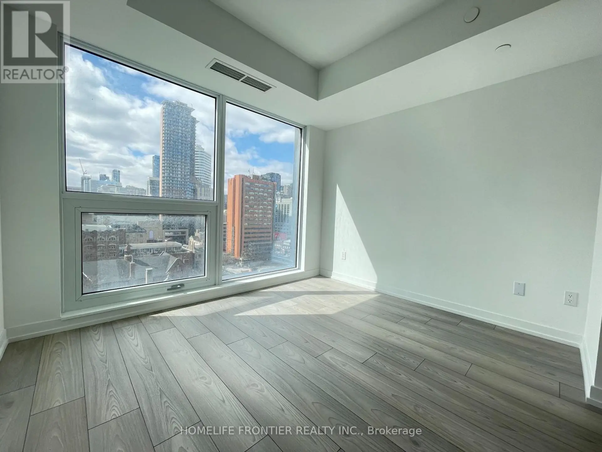 #1108 82 DALHOUSIE STREET - Image 5