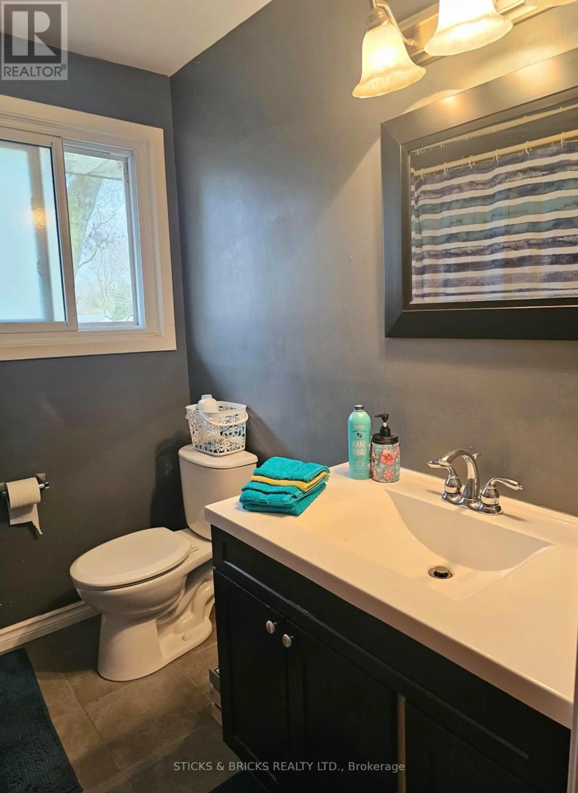 #1 5815 SWAYZE DRIVE - Image 11