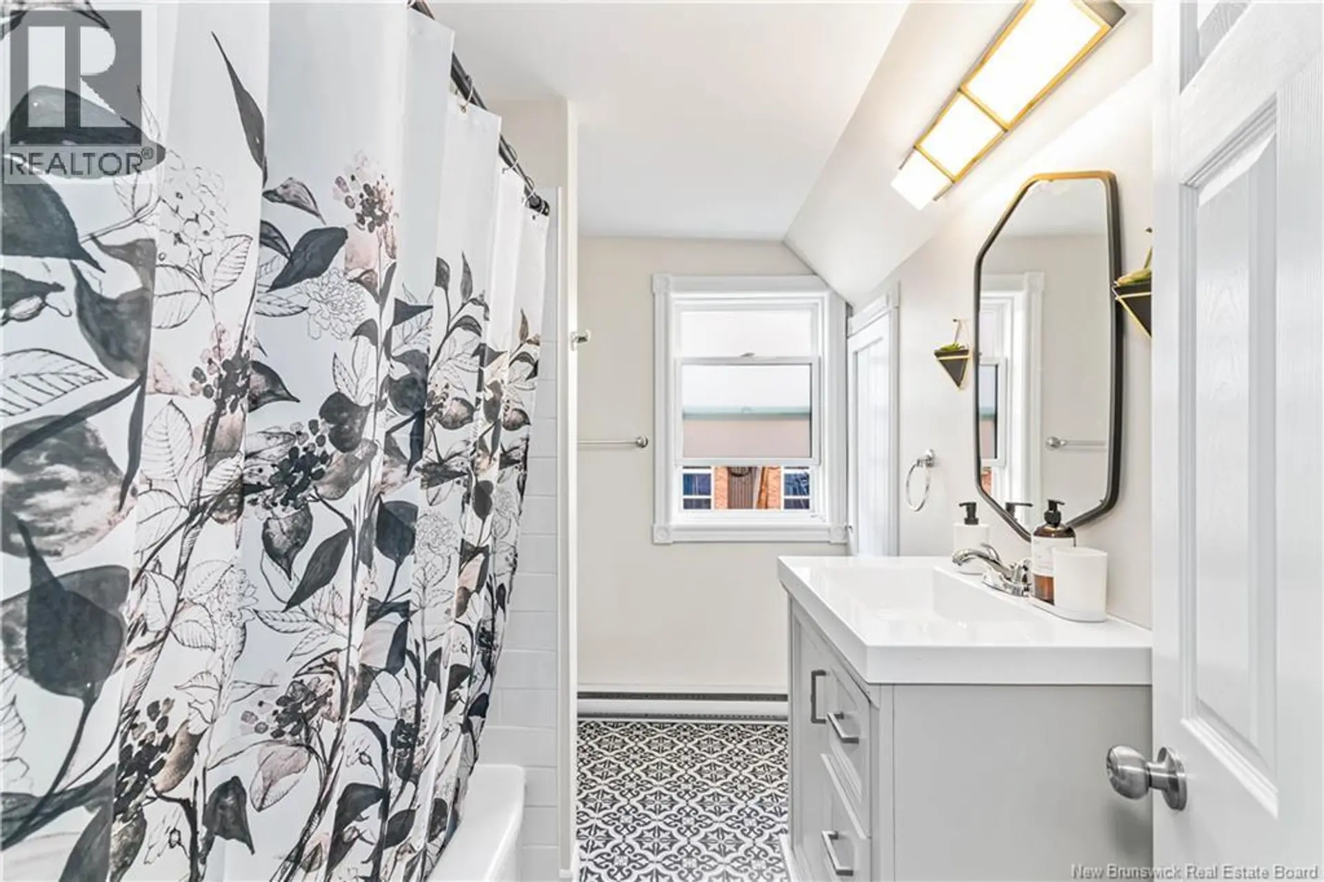 144 LESTER AVENUE - Image 15