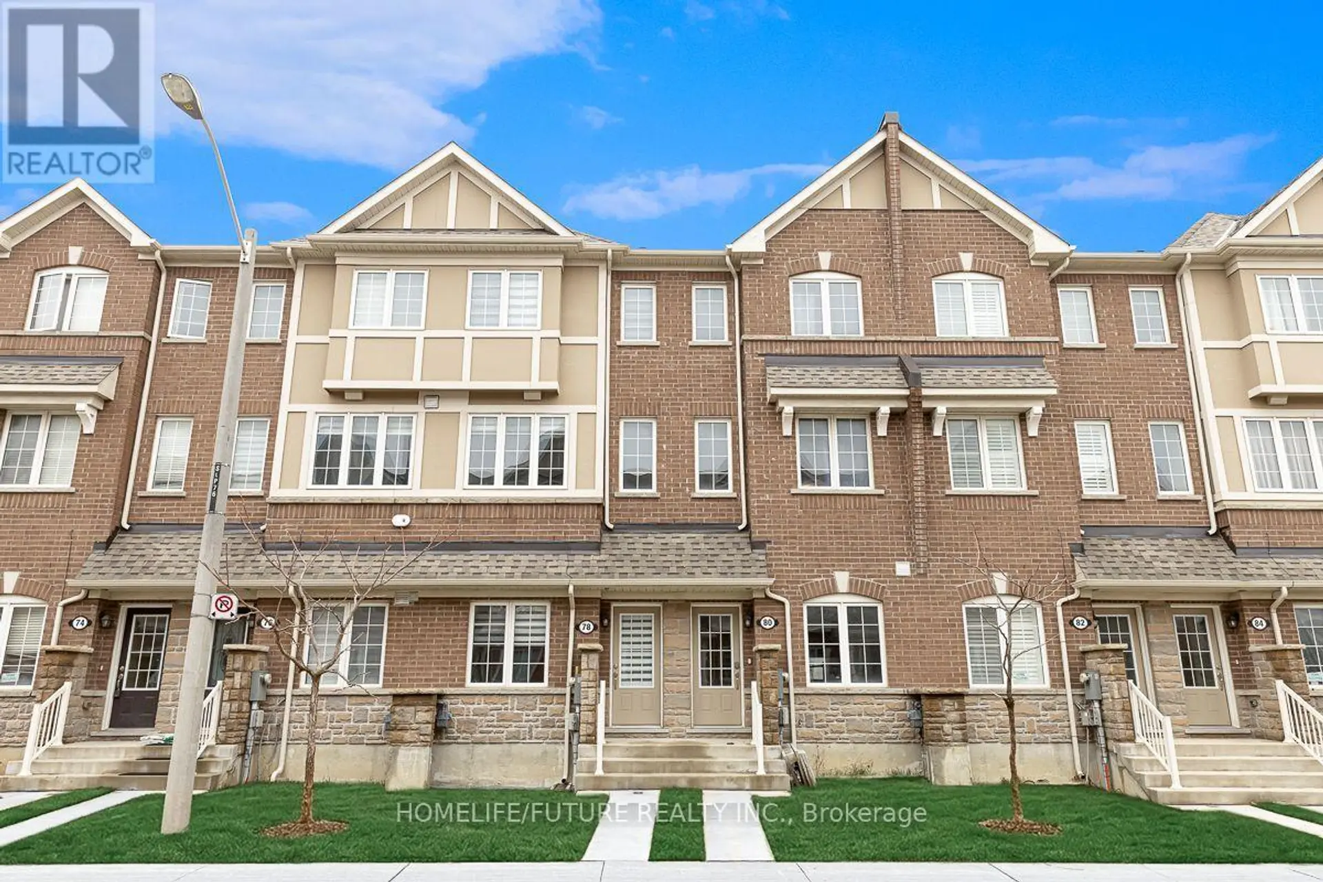 78 JOLLY WAY - Image 1