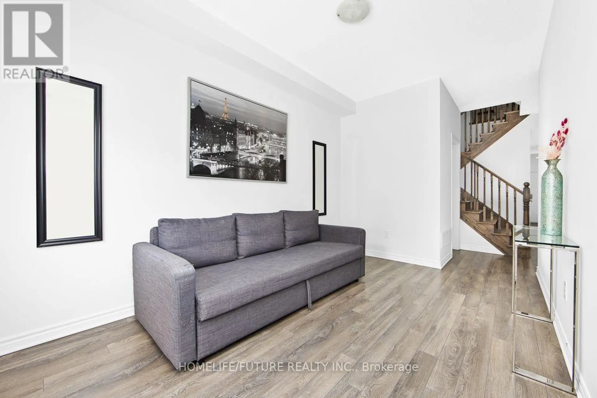 78 JOLLY WAY - Image 2