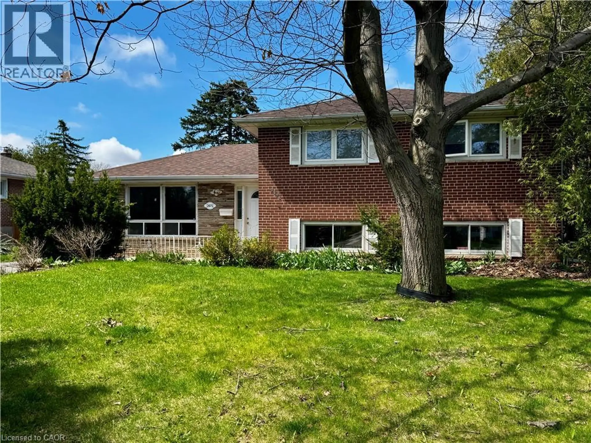 2075 SEABROOK Drive - Image 1