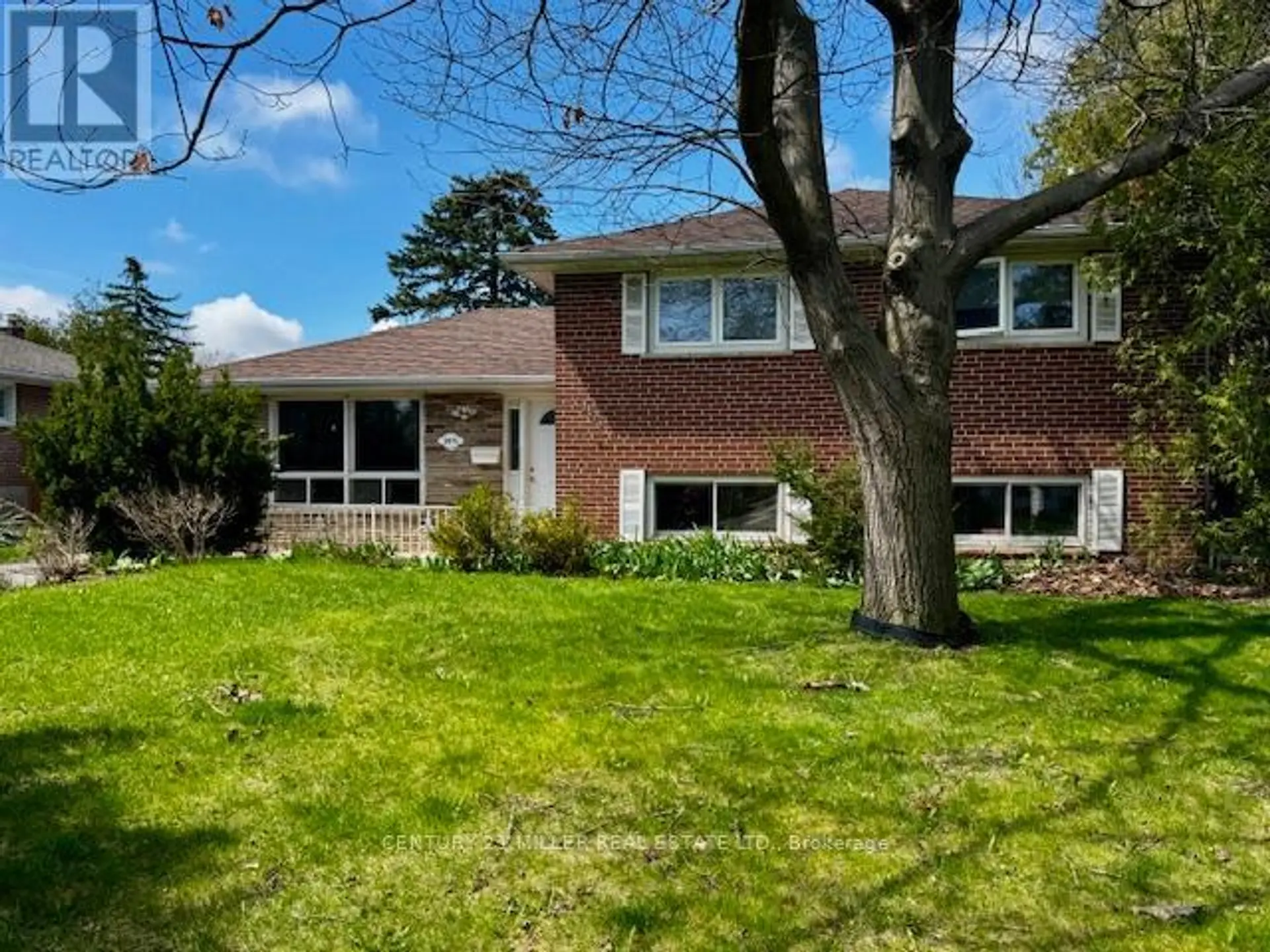 2075 SEABROOK DRIVE - Image 1
