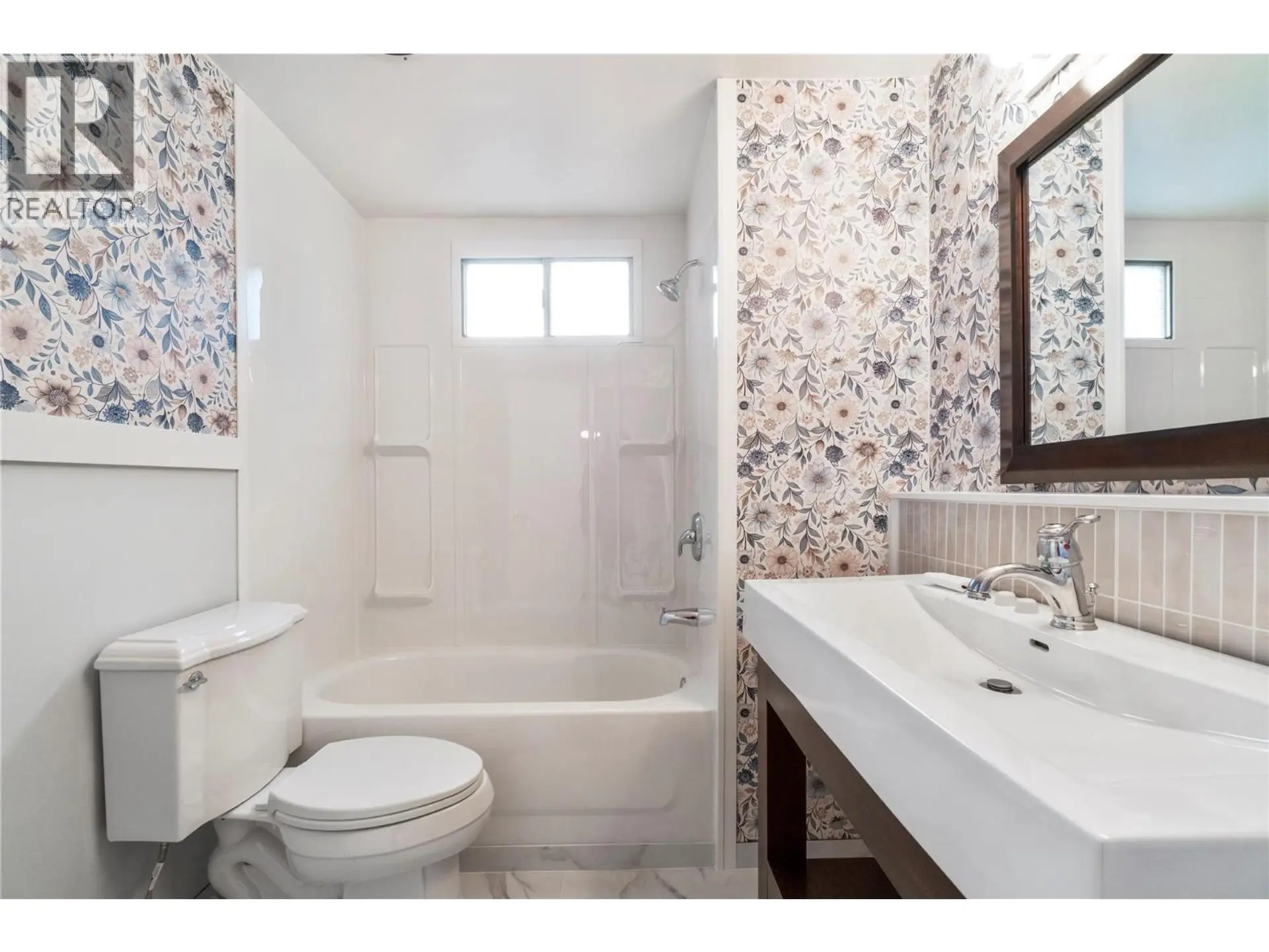 Property at #10 6670 TRANS CANADA HIGHWAY NE, Canoe, BC