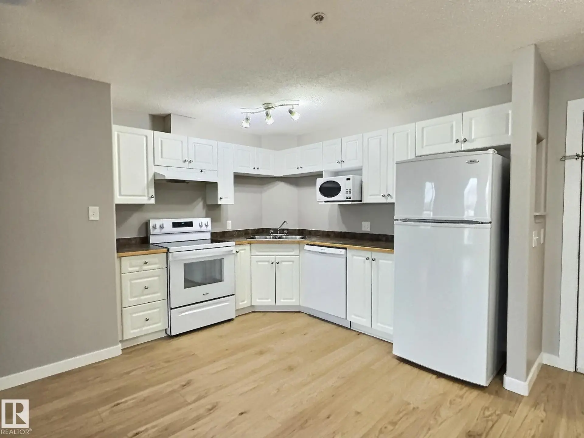 #103 5350 199 ST NW - Image 6