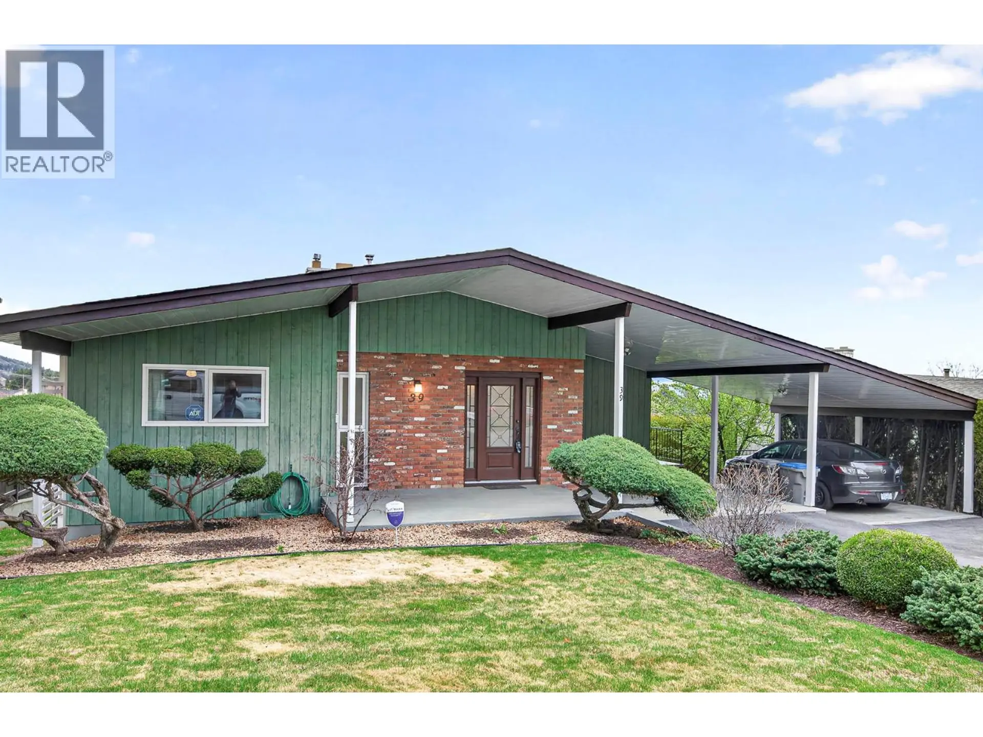 Property at 39 Whiteshield Crescent S, Kamloops, BC