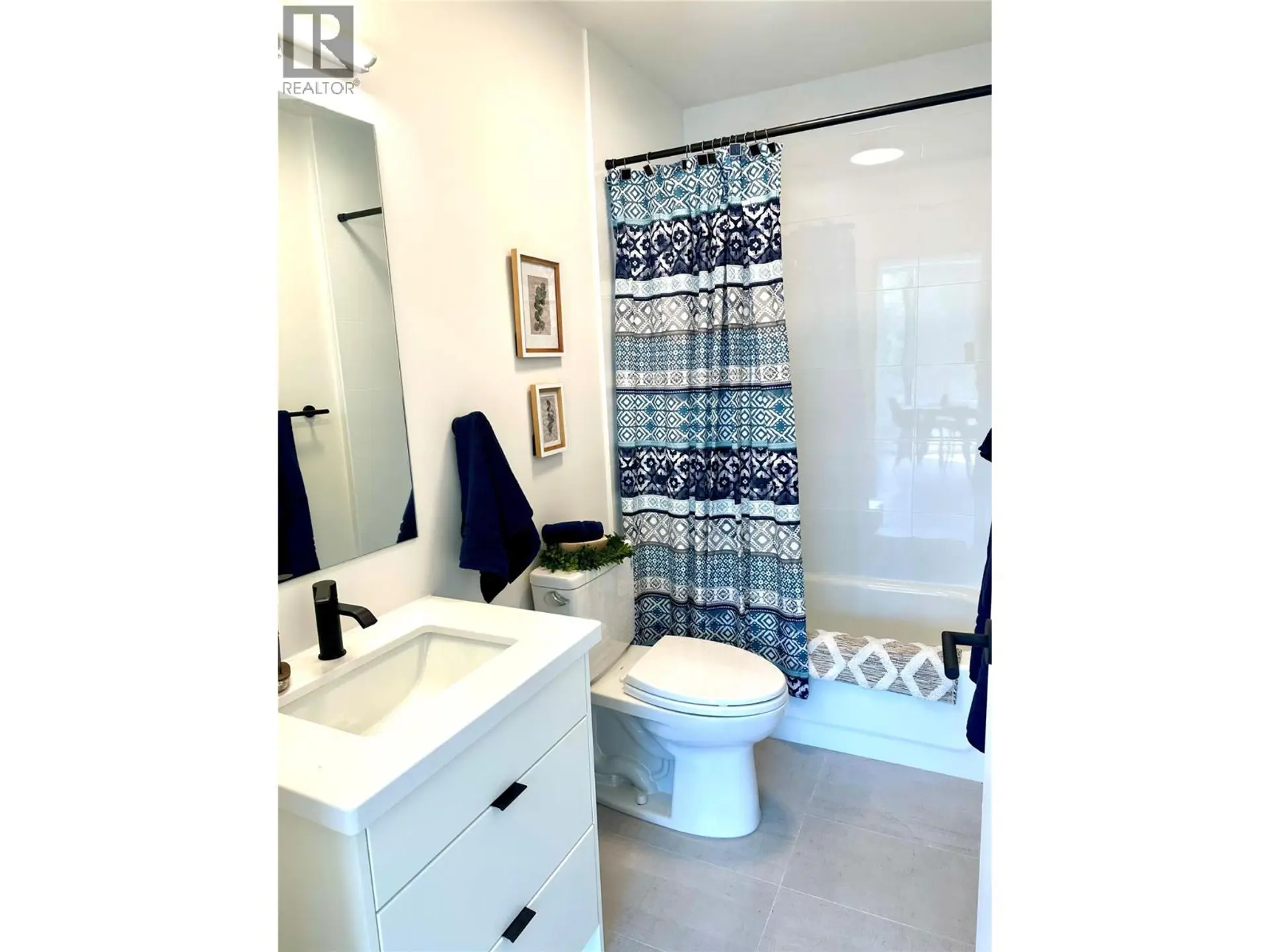 Property at #506 514 VICTORIA STREET, Nelson, BC