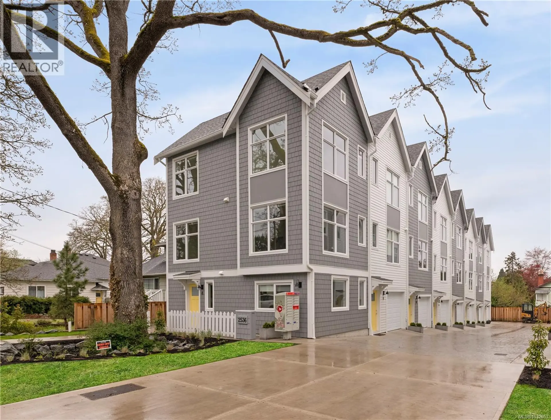 Property at #11 2536 Shelbourne St, Victoria, BC