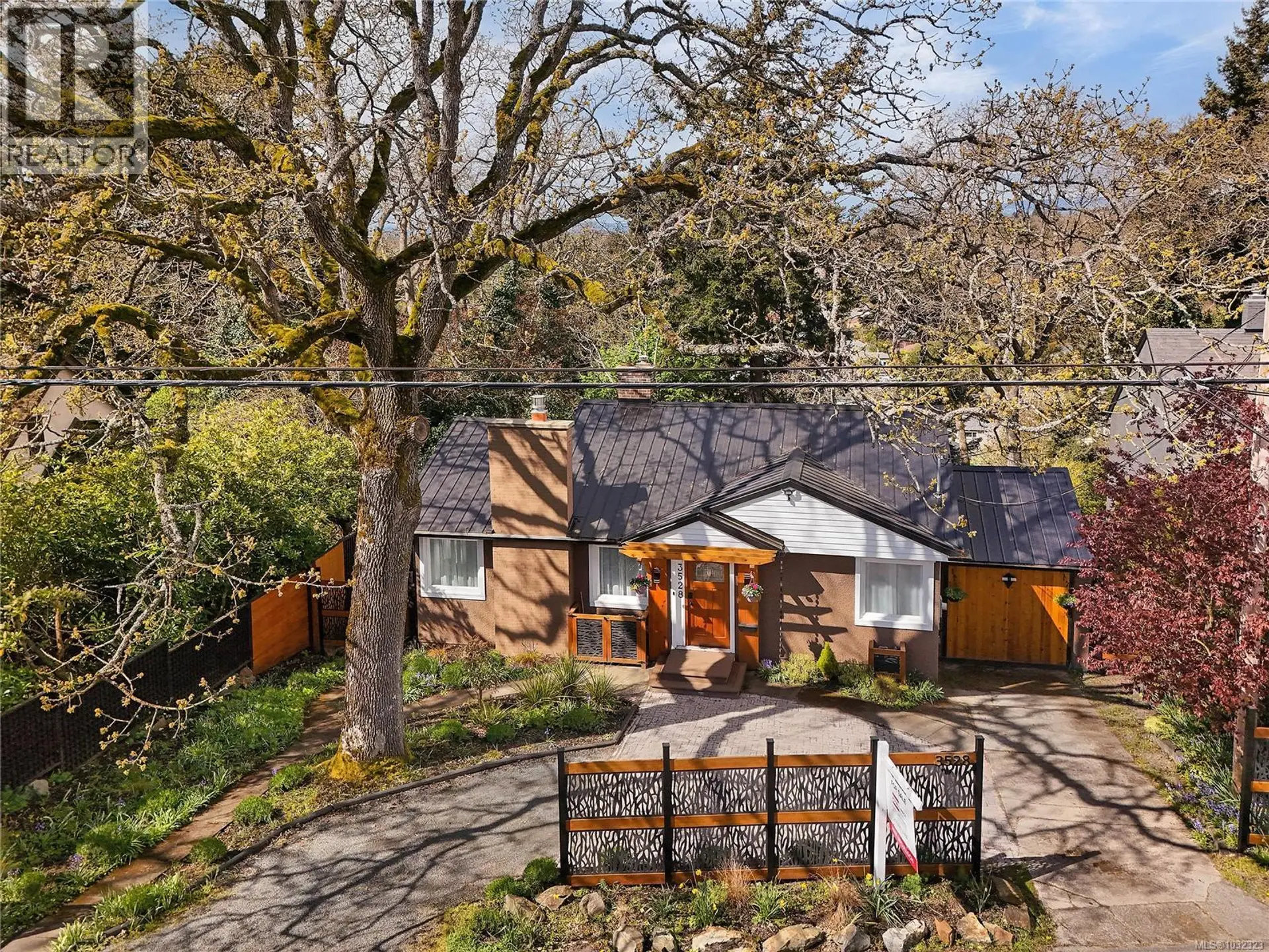 Property at 3528 Richmond Rd, Saanich, BC