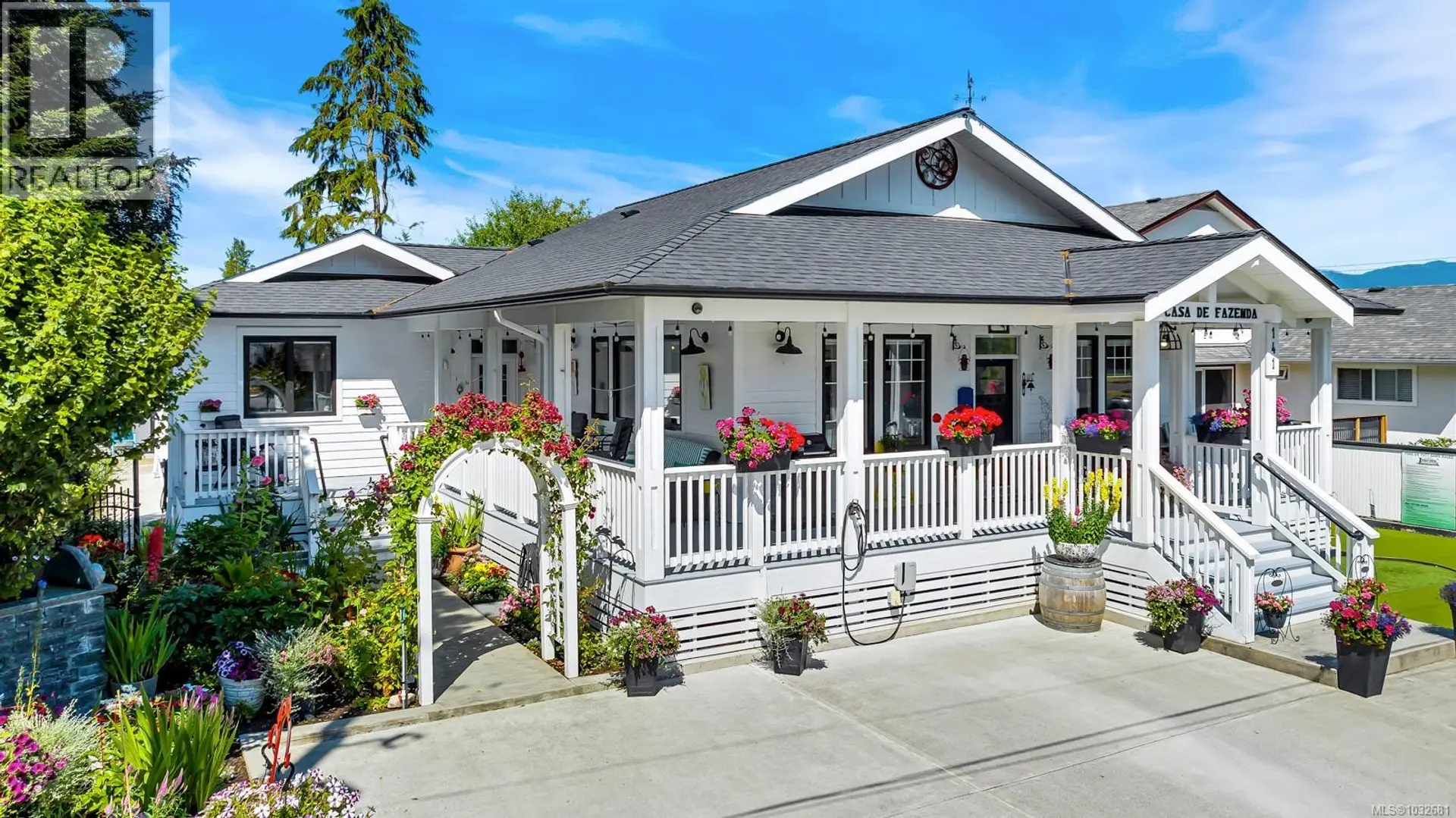 Property at 141 Castle Pl, Duncan, BC