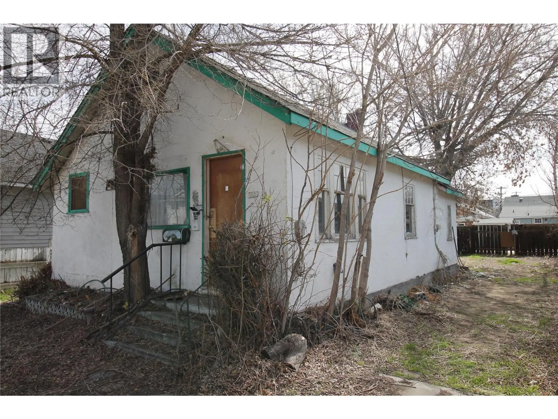 Property at 496 HEALES AVENUE, Penticton, BC