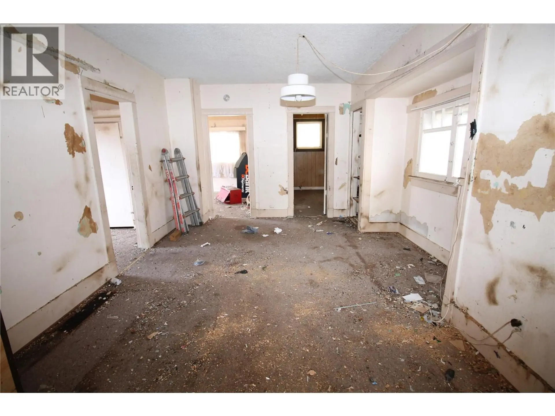 Property at 496 HEALES AVENUE, Penticton, BC