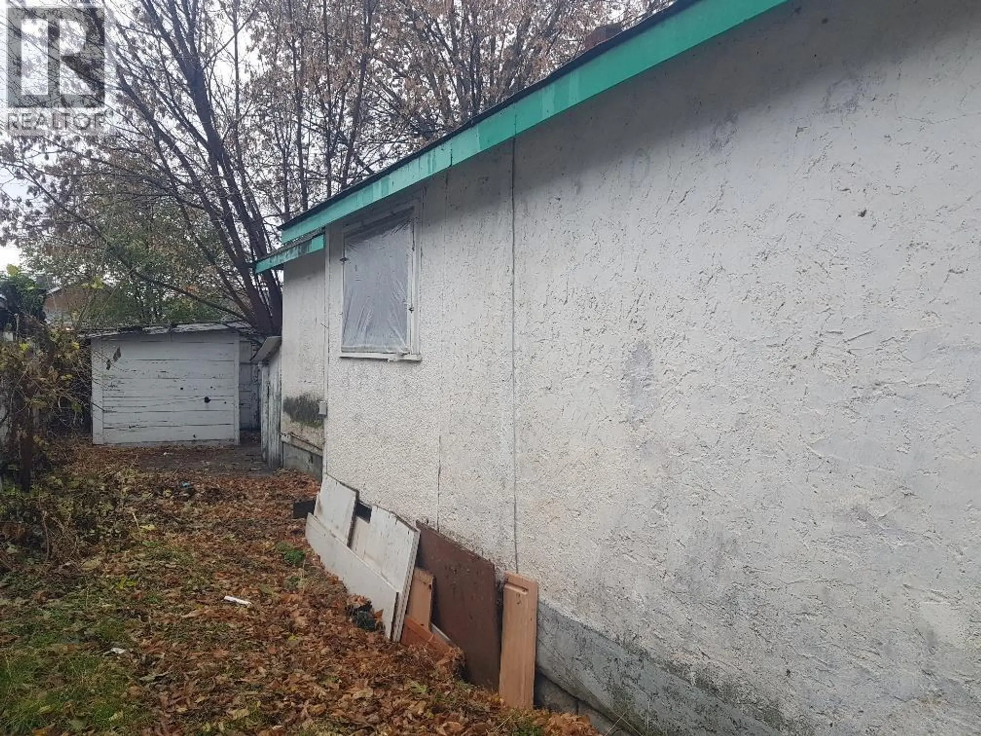 Property at 496 HEALES AVENUE, Penticton, BC