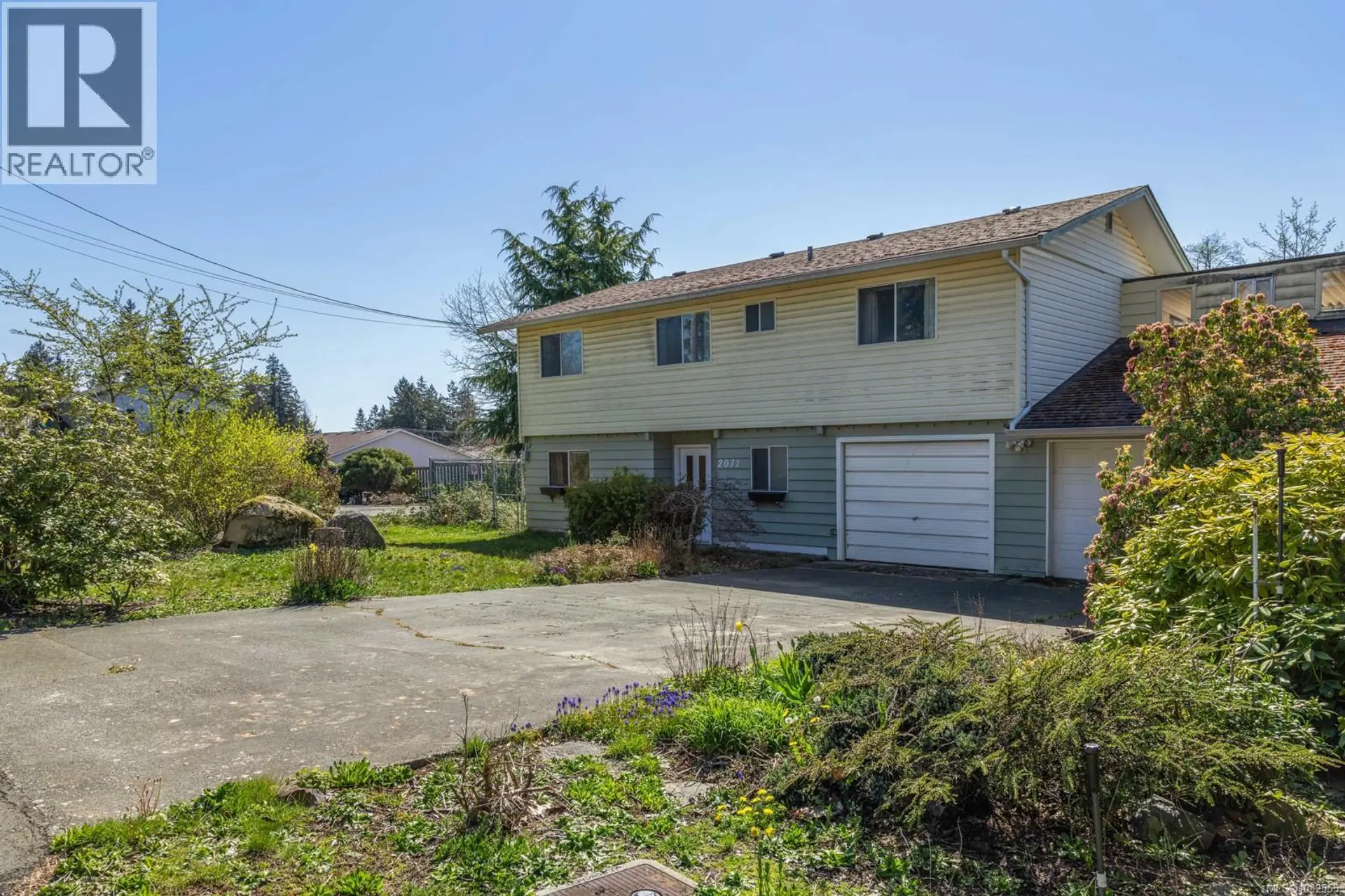 Property at 2071 Gull Ave, Comox, BC