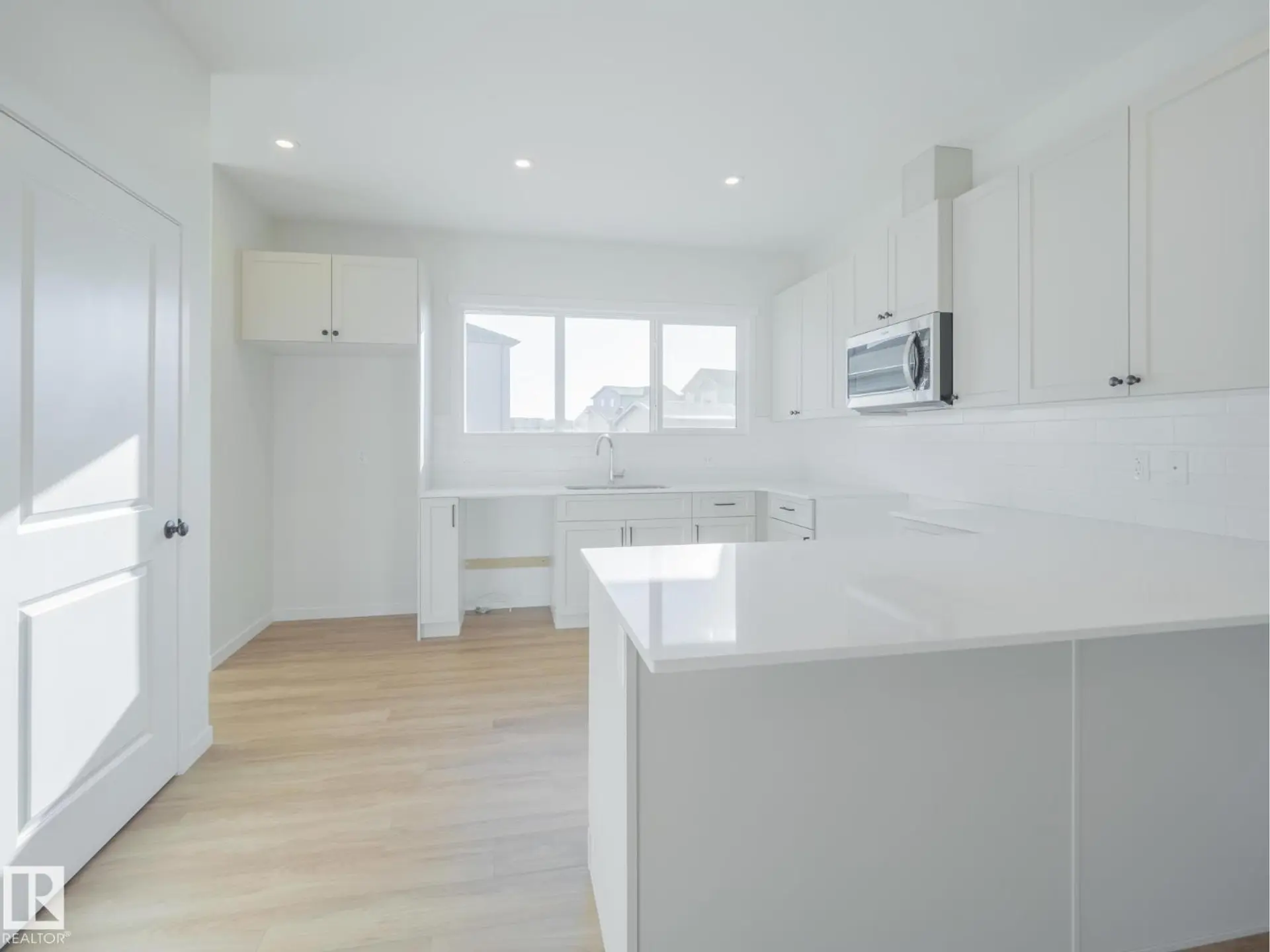 17227 4 ST NW - Image 5
