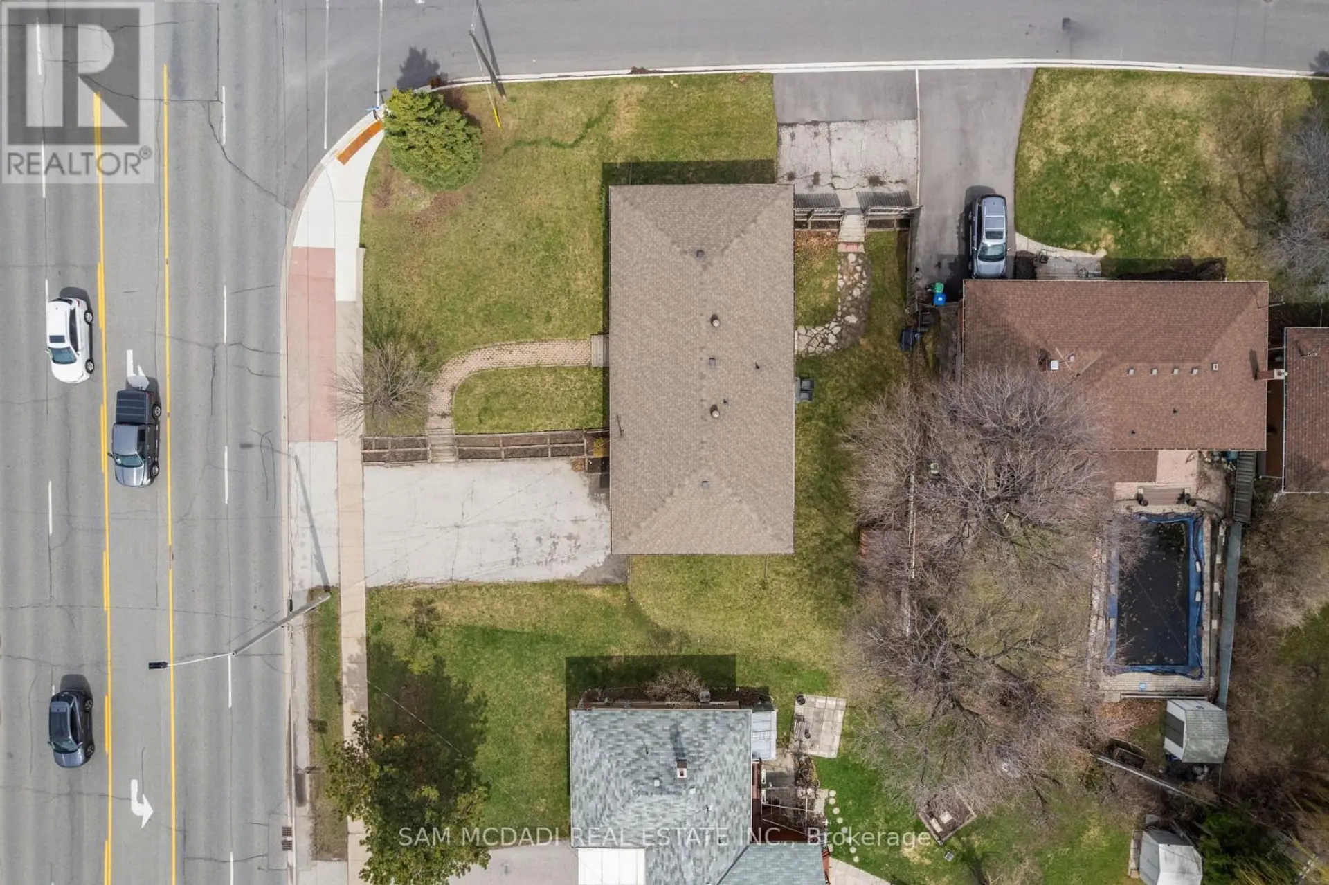 2230 BRITANNIA ROAD W - Image 13