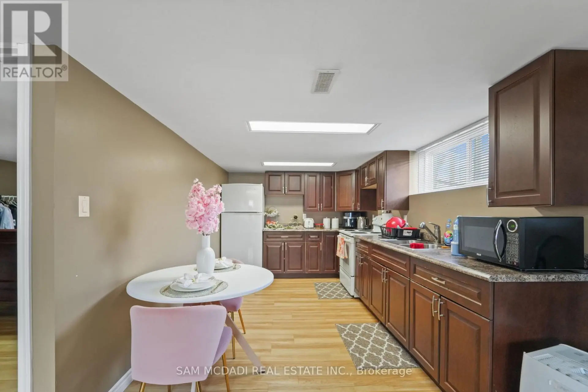 2230 BRITANNIA ROAD W - Image 6
