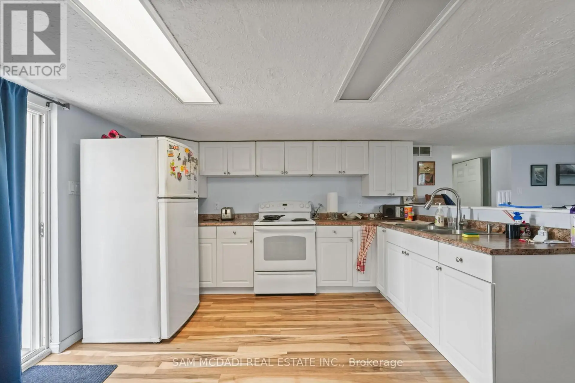 2230 BRITANNIA ROAD W - Image 7
