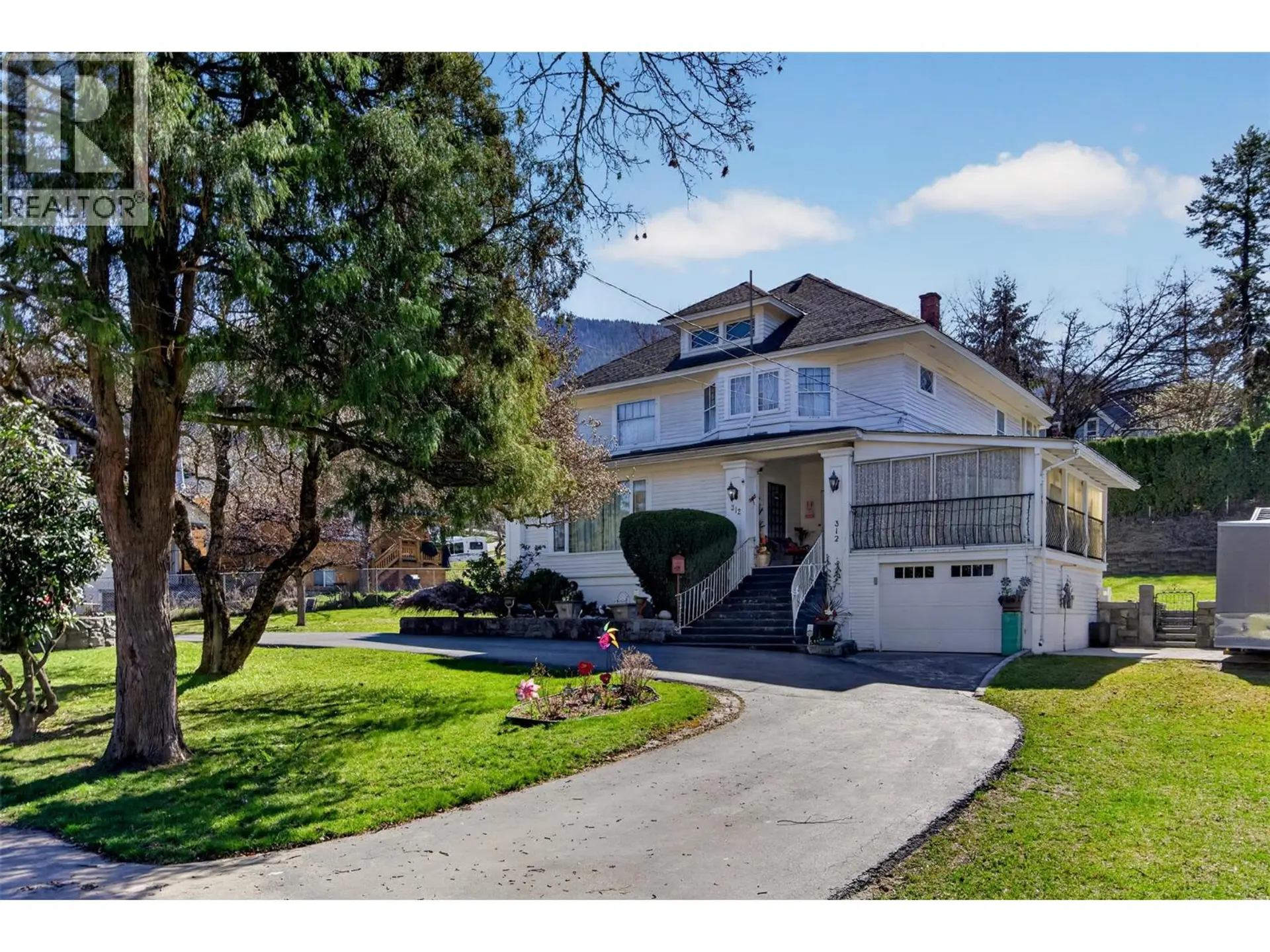 Property at 312 Latimer Street, Nelson, BC
