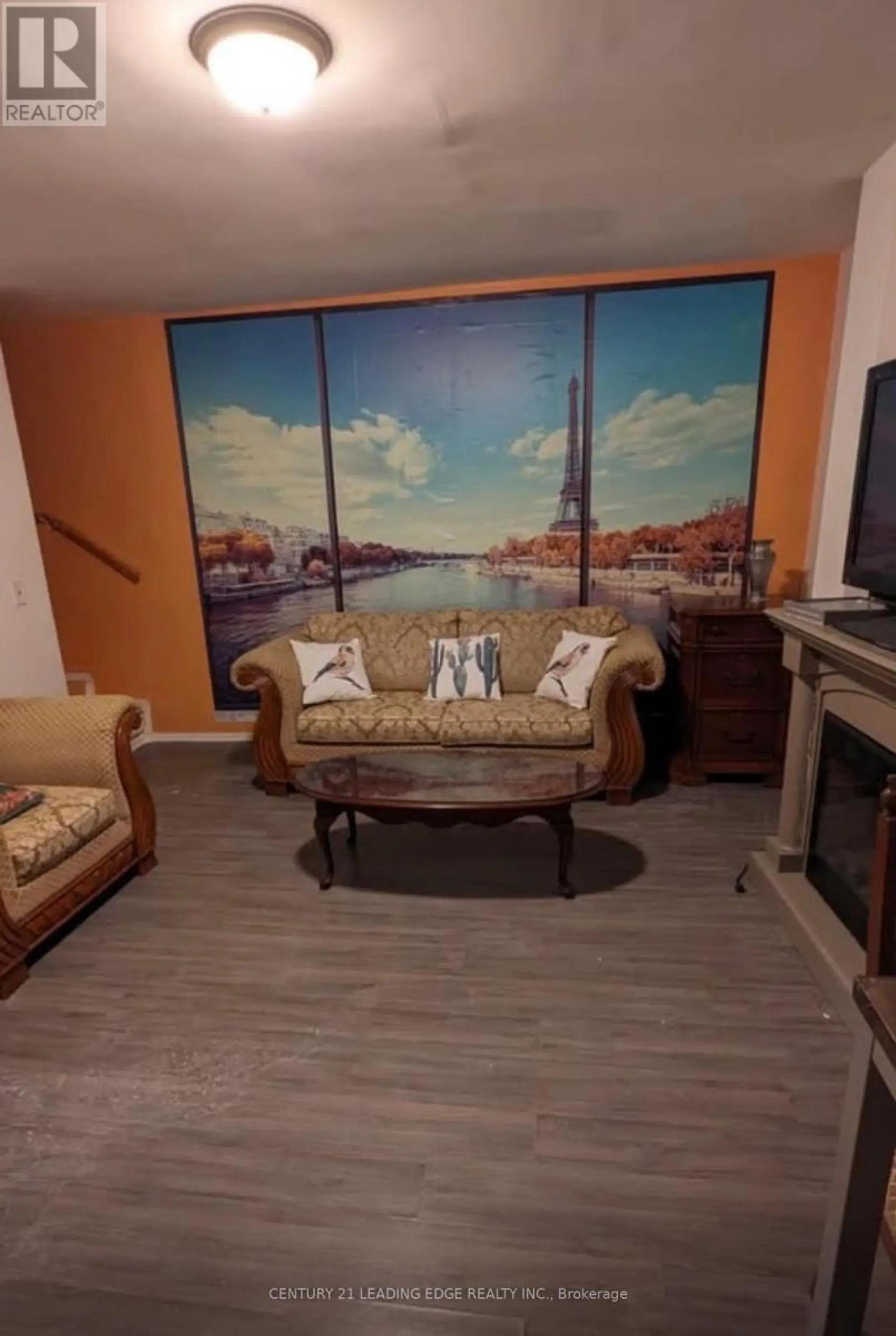 856 SIMCOE STREET S - Image 15
