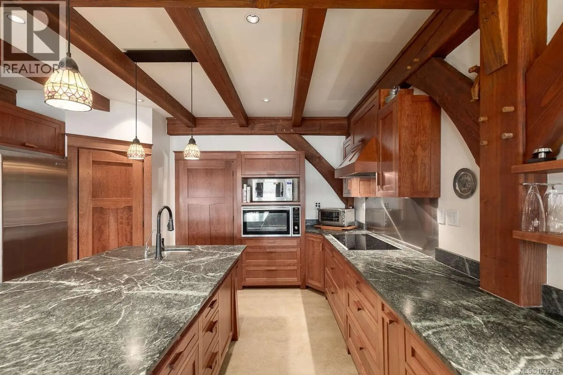 Property at 123 Smith Rd, Salt Spring, BC