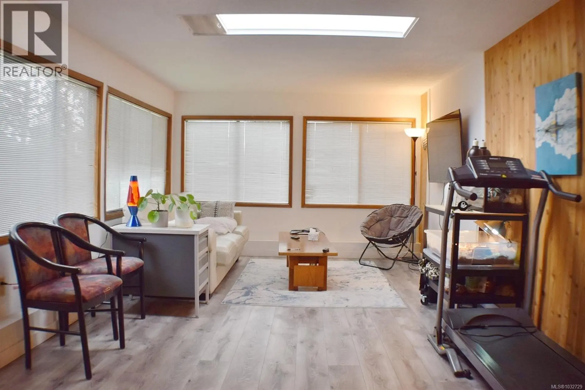 Property at 4037 Cumberland Rd, Saanich, BC