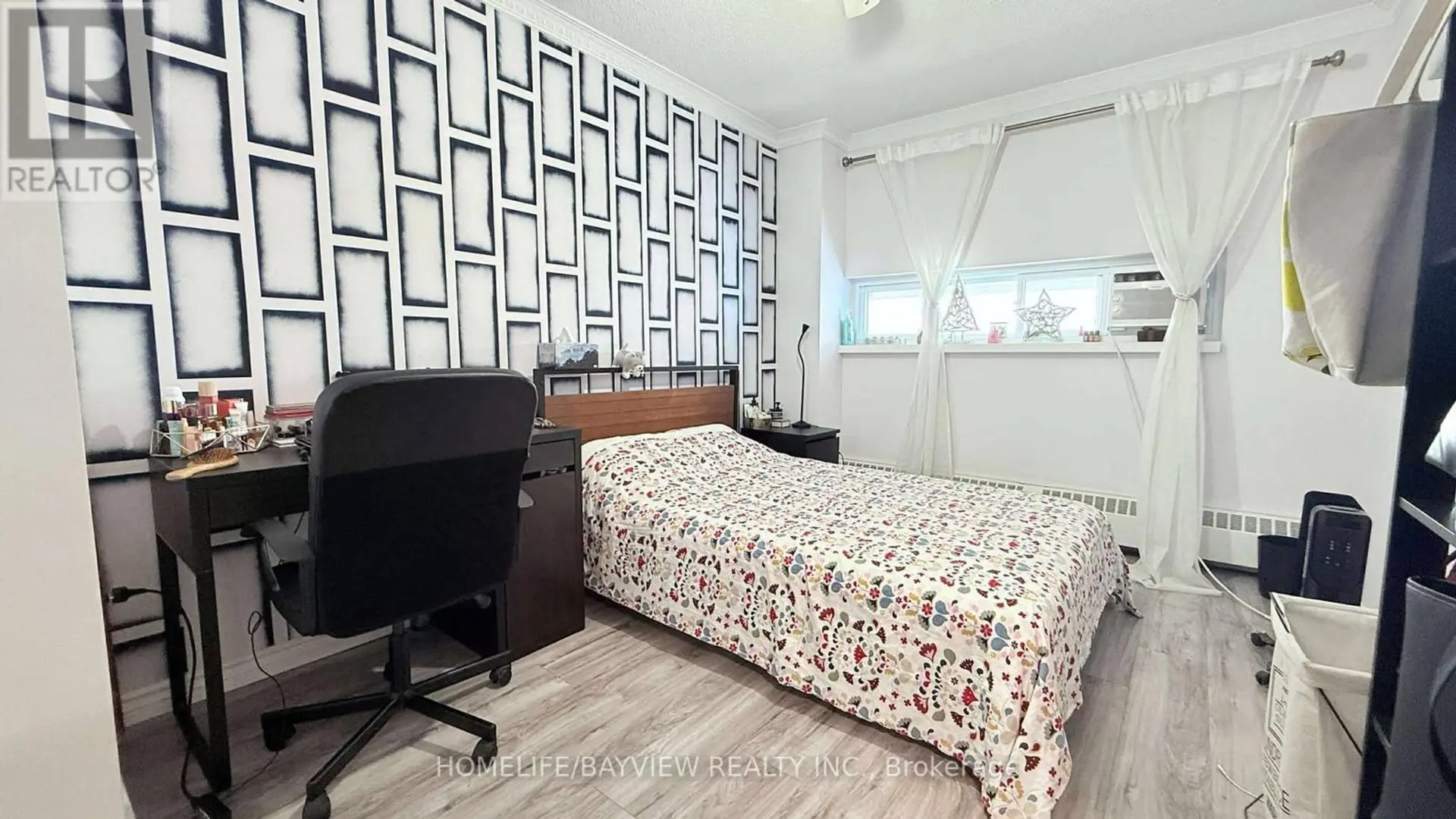 #909 4645 JANE STREET - Image 10