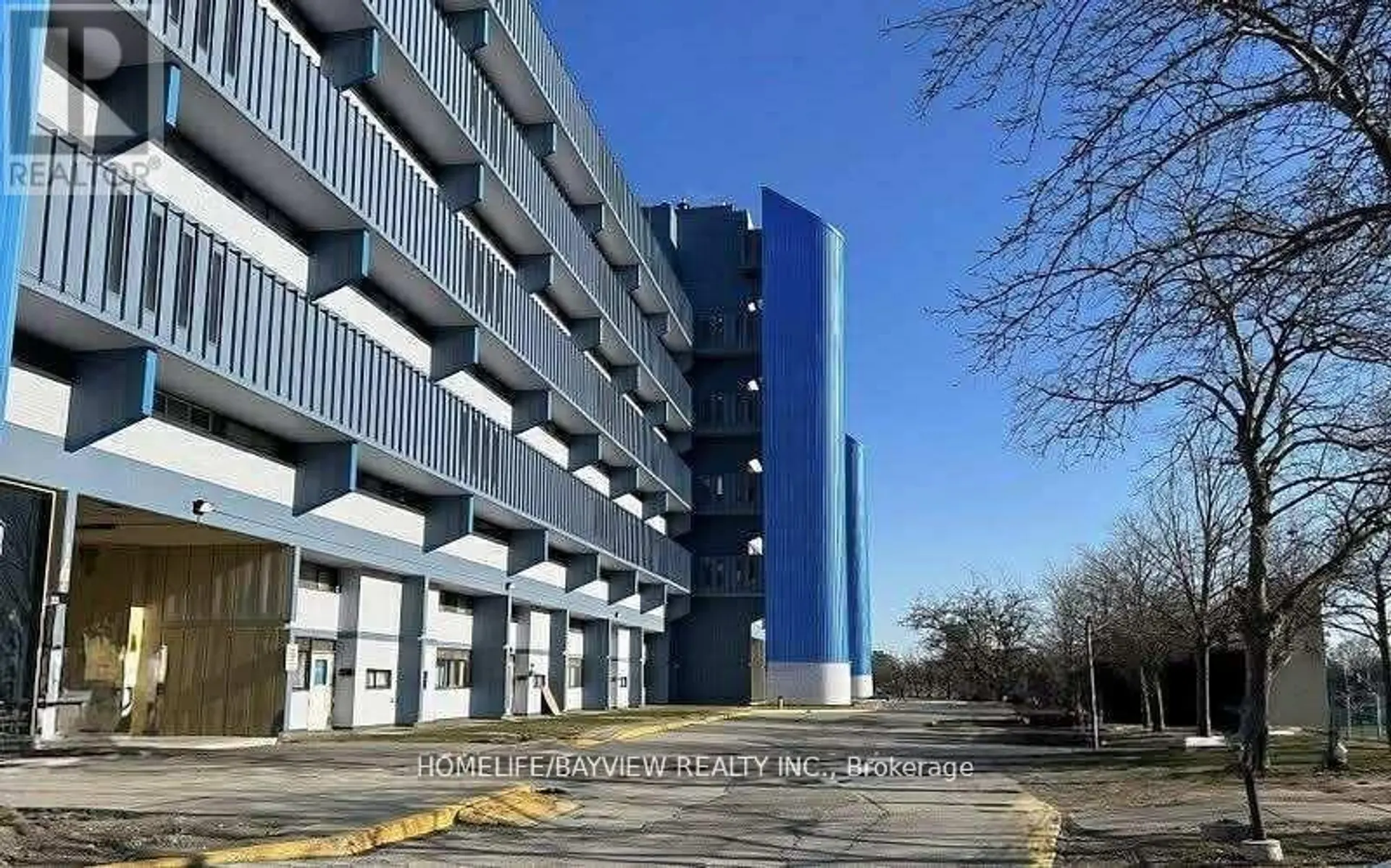 #909 4645 JANE STREET - Image 2