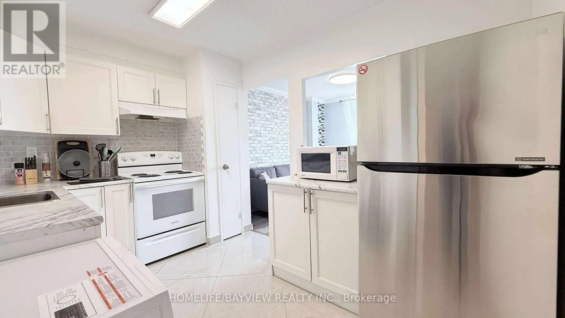 #909 4645 JANE STREET - Image 5