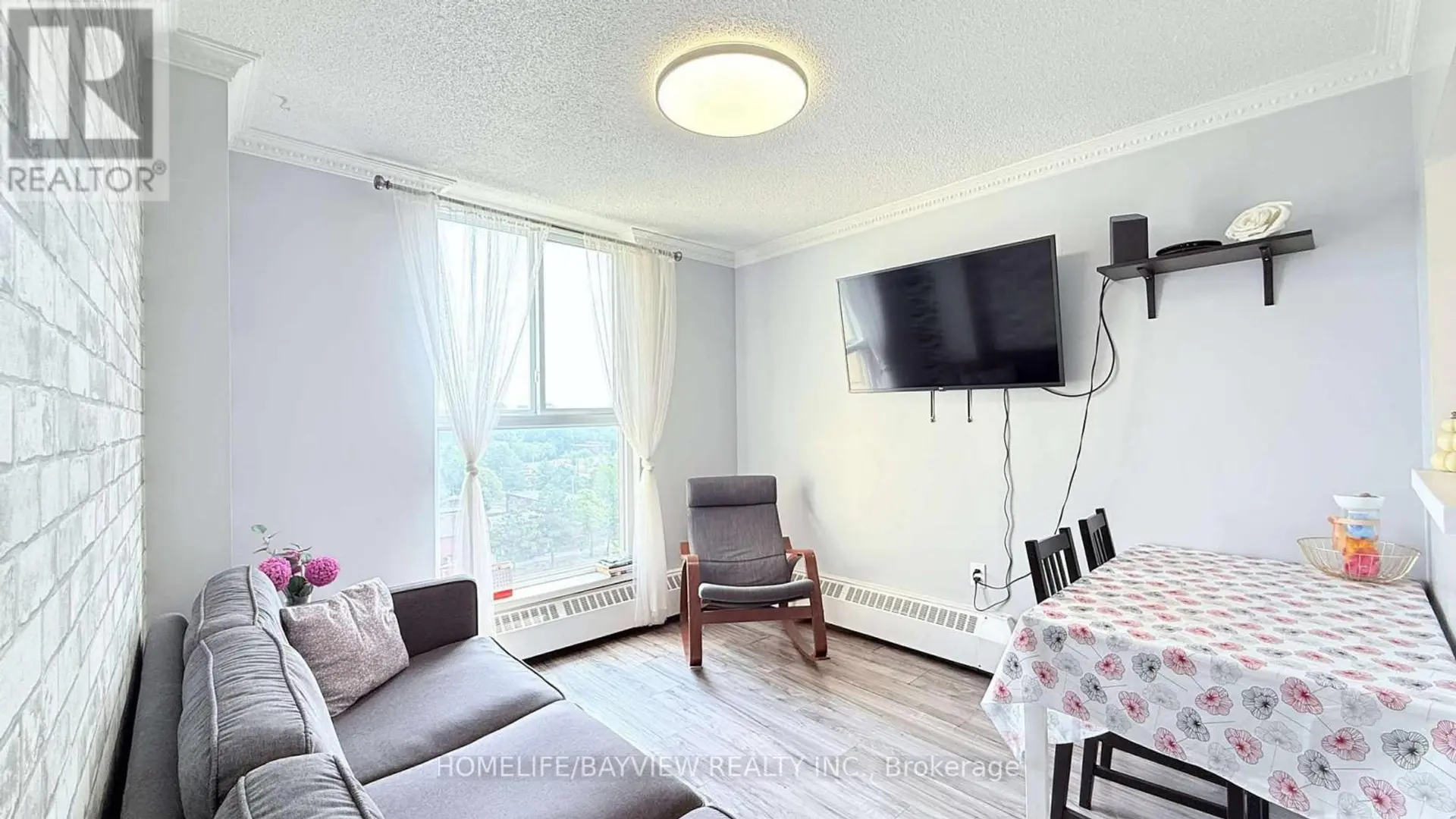 #909 4645 JANE STREET - Image 6