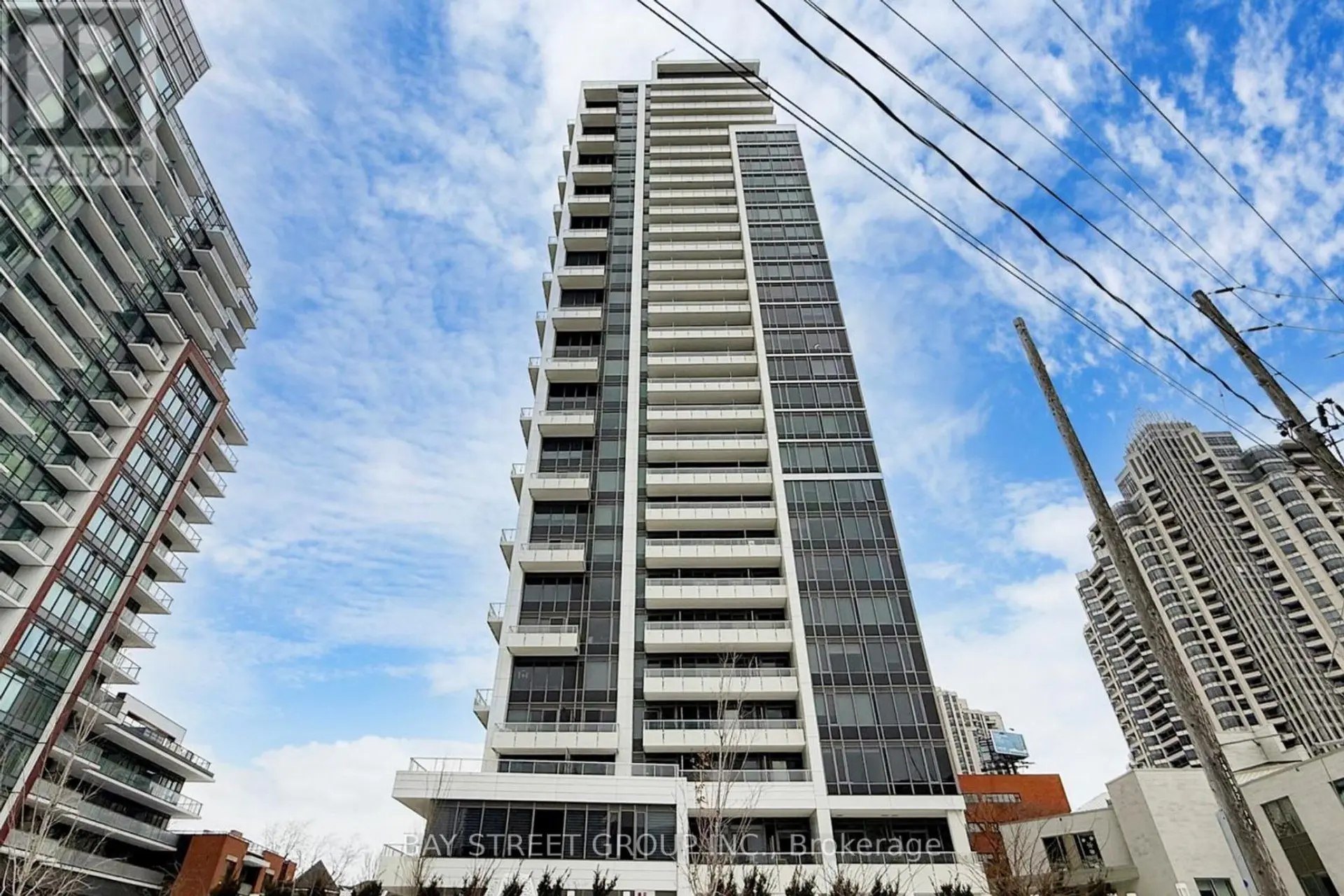 #1509 75 CANTERBURY PLACE - Image 1