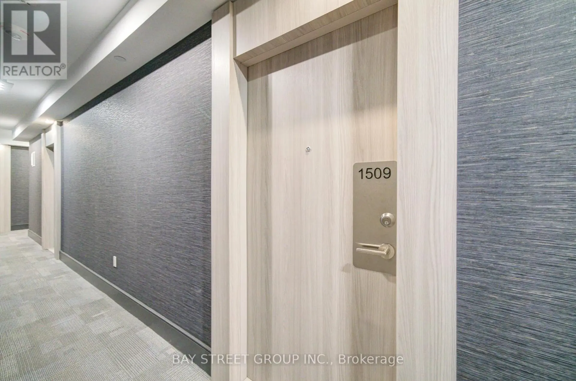 #1509 75 CANTERBURY PLACE - Image 3