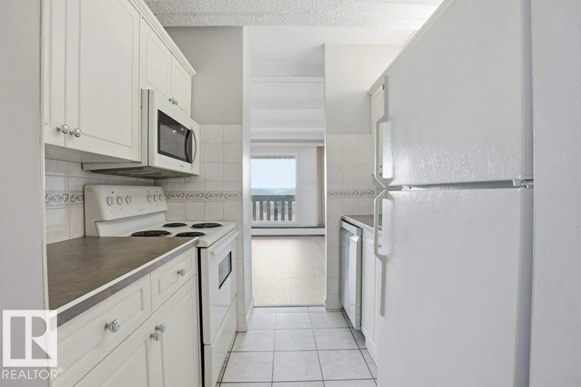 #604 9918 101 ST NW - Image 10
