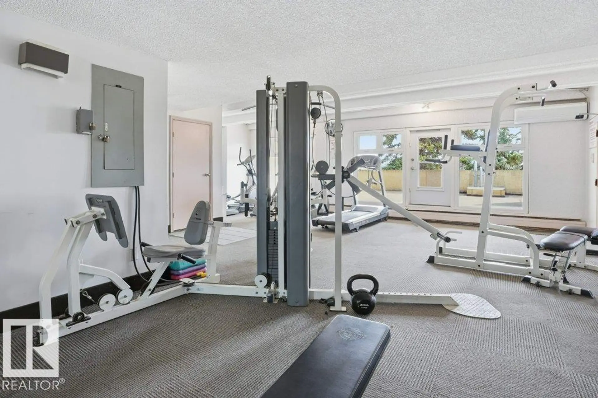 #604 9918 101 ST NW - Image 13