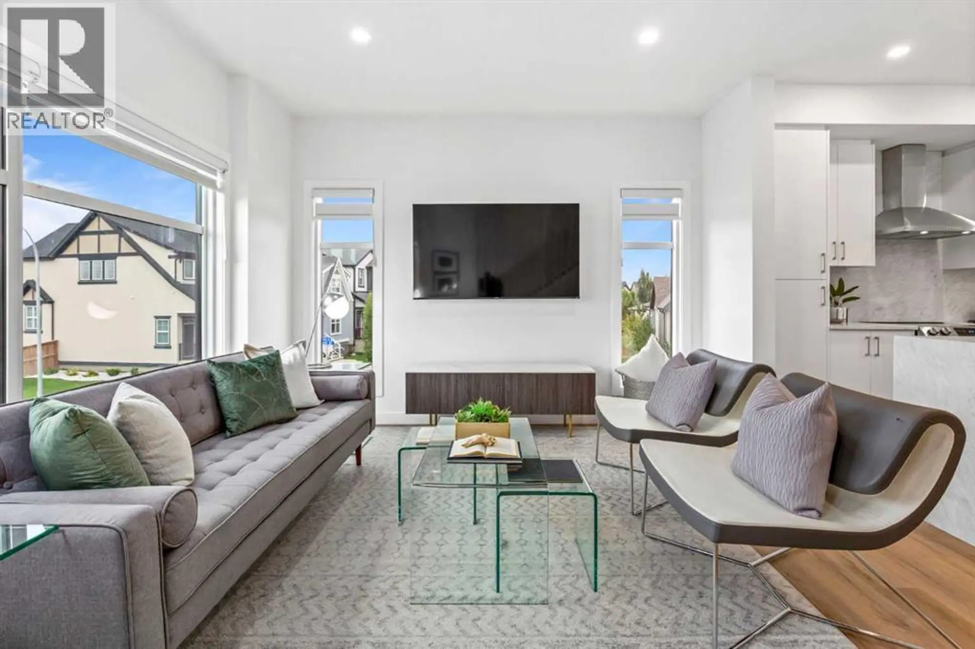 #407 200 BELVEDERE BOULEVARD SE - Image 3