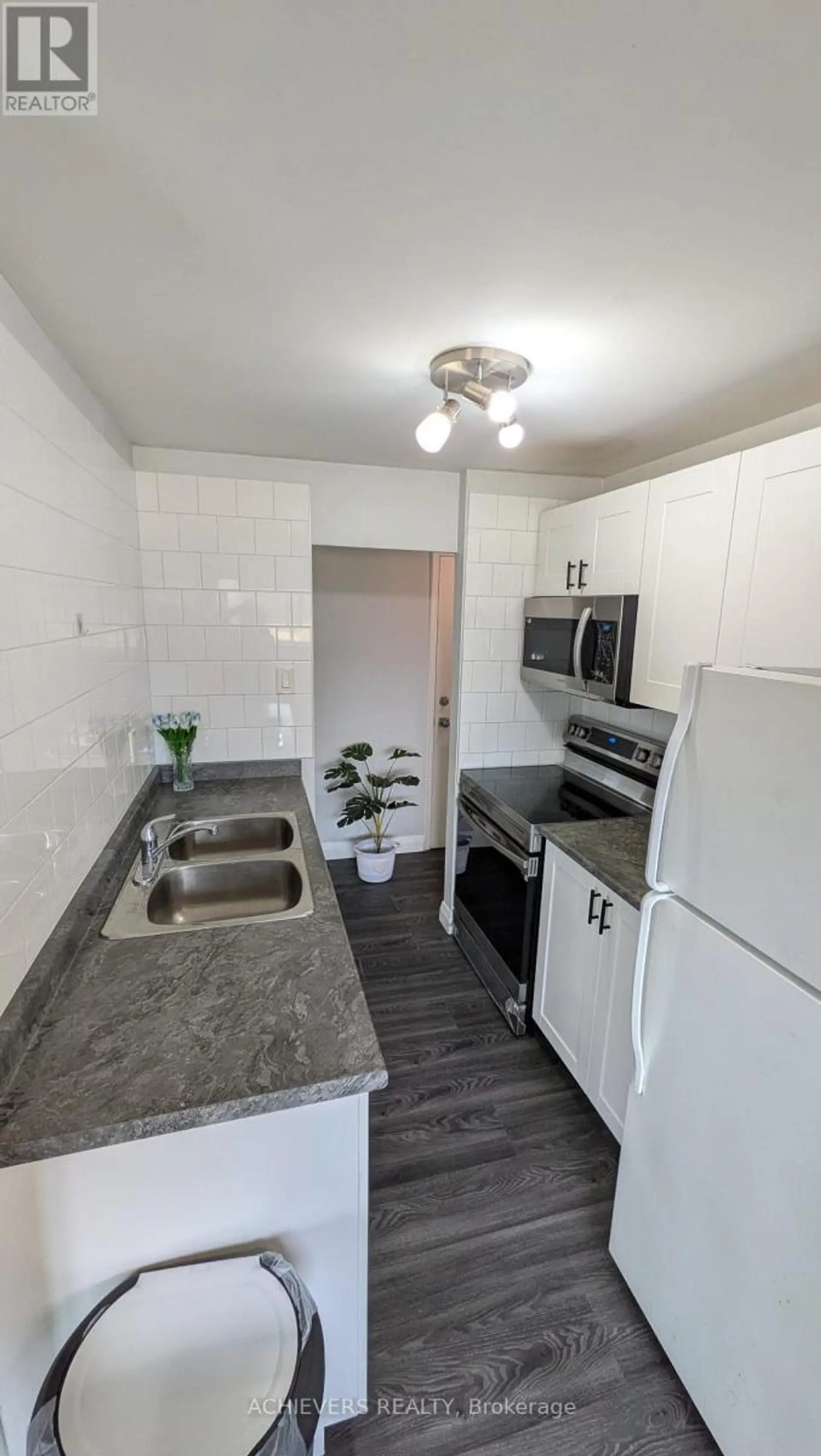 #105 1825 WHITNEY STREET - Image 12