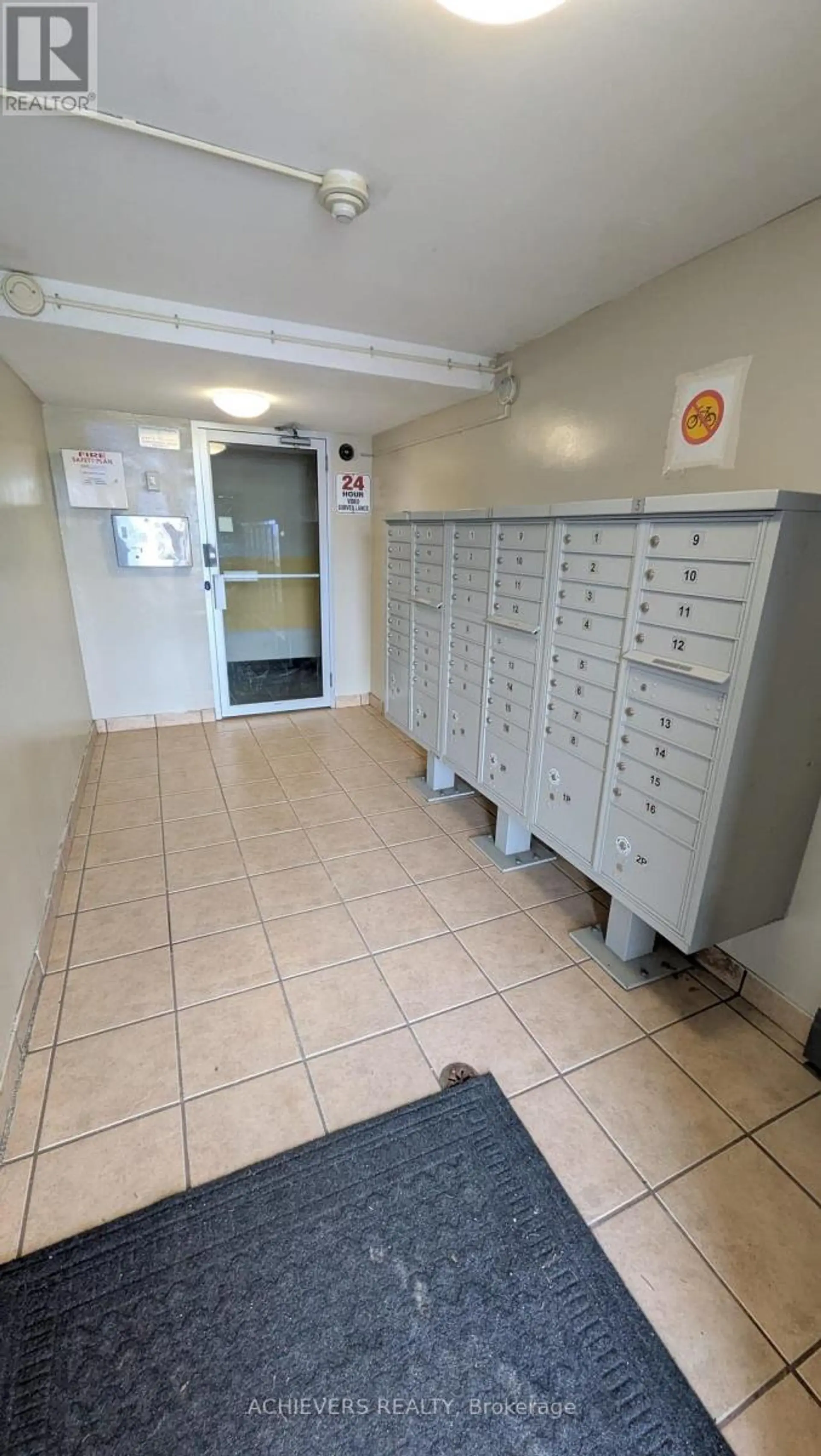 #105 1825 WHITNEY STREET - Image 4