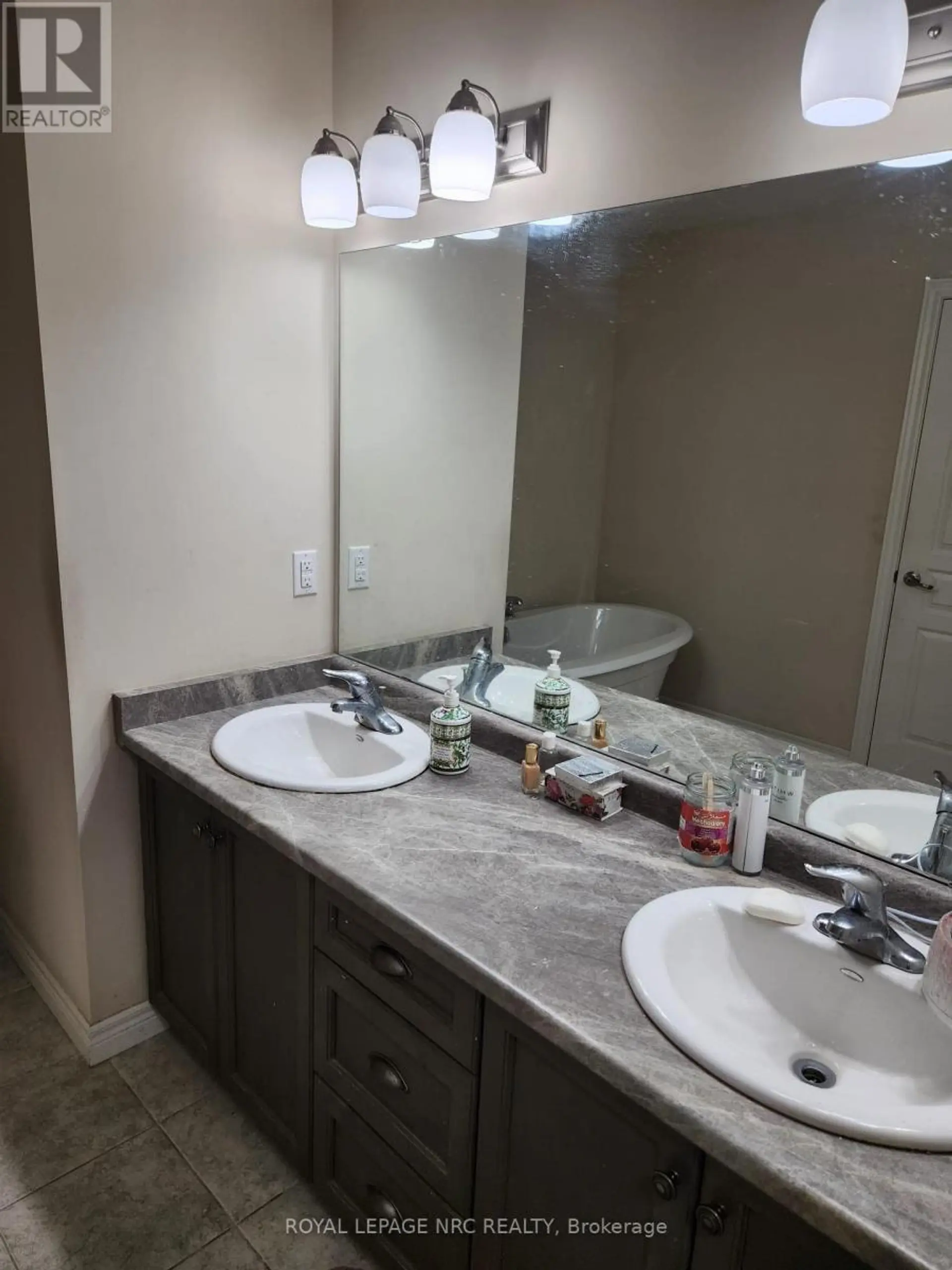 40 ELDERBERRY ROAD - Image 3