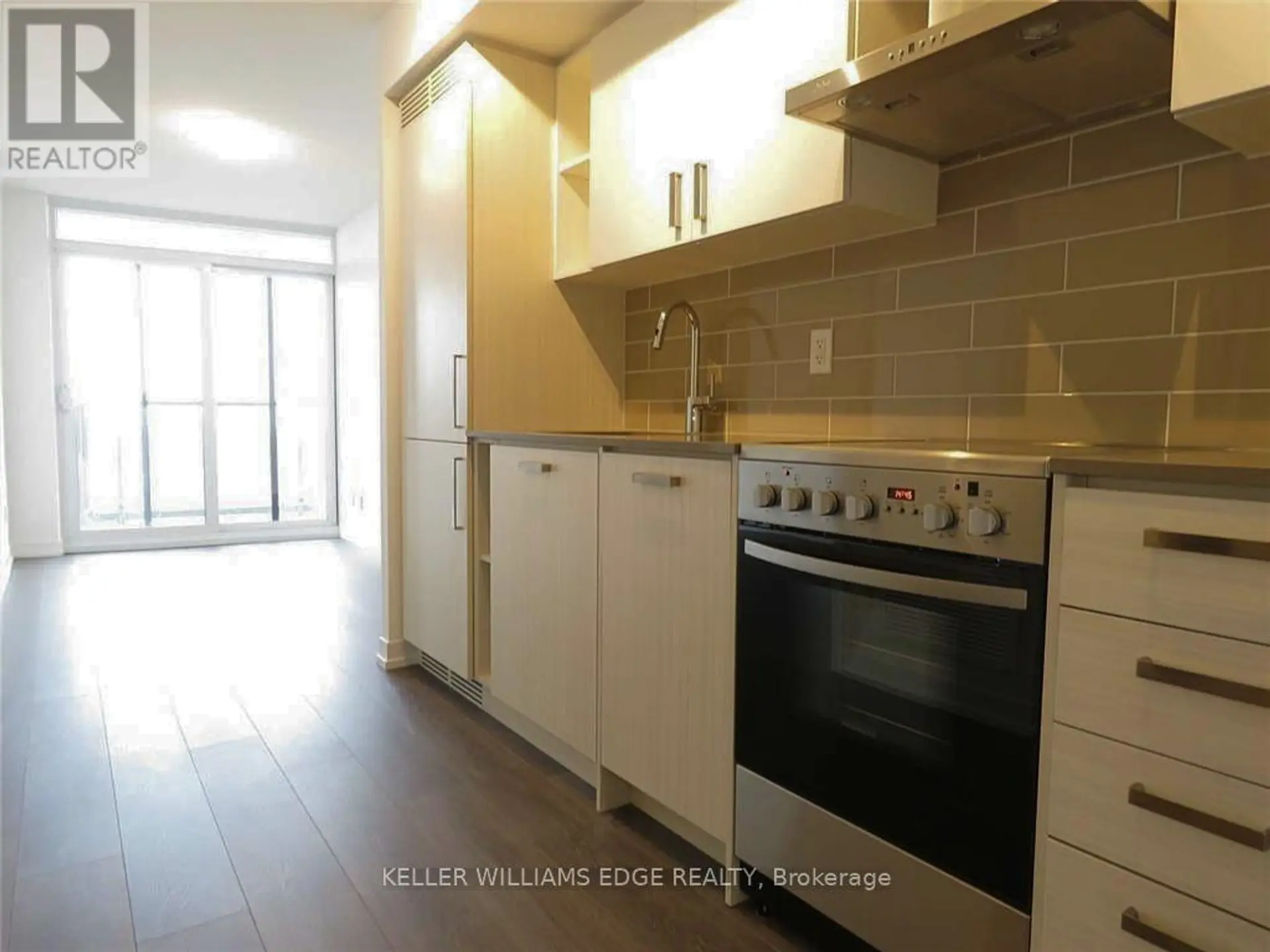 #1613 125 REDPATH AVENUE - Image 2
