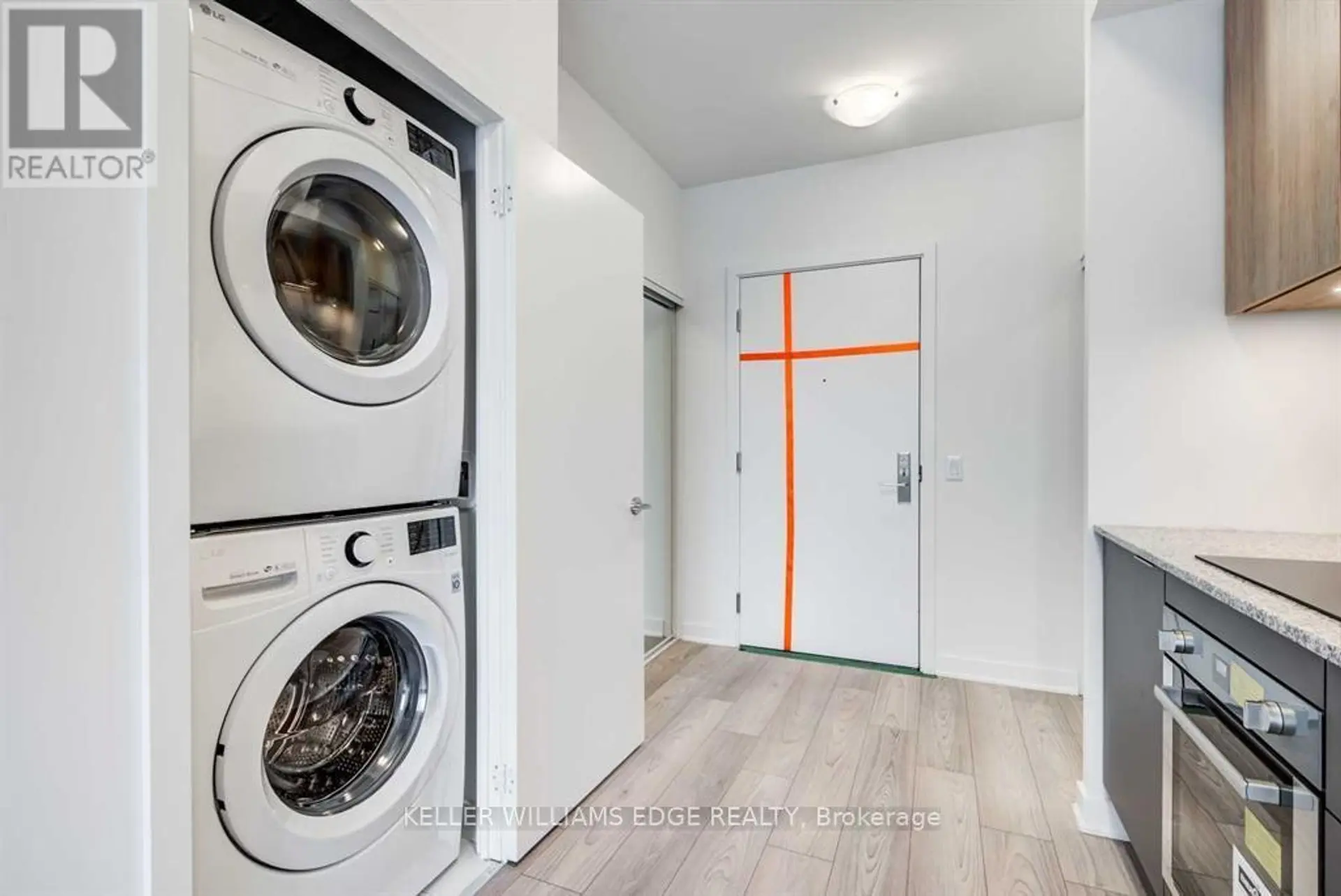 #311 120 PARLIAMENT STREET - Image 14