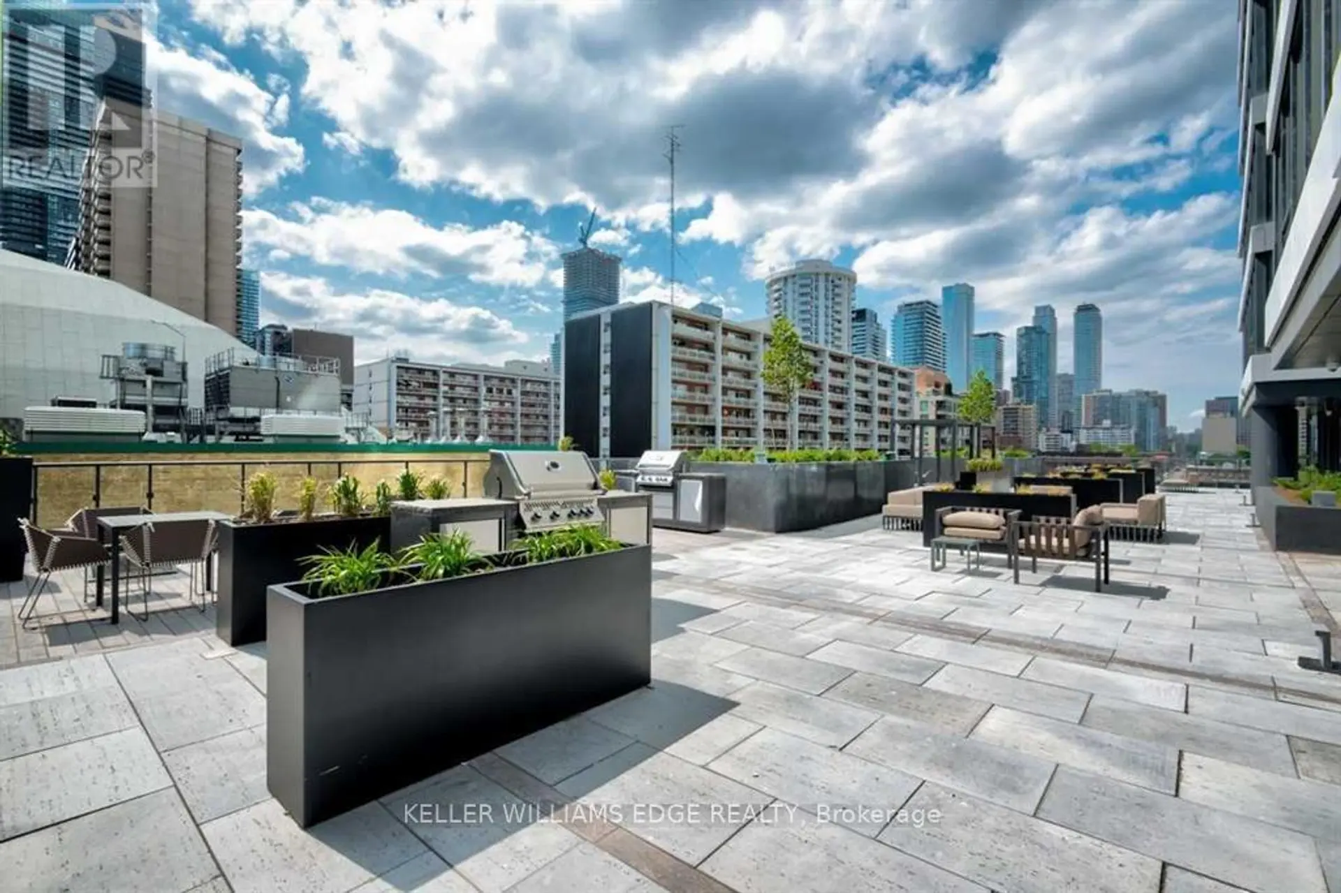 #3609 85 WOOD STREET - Image 18