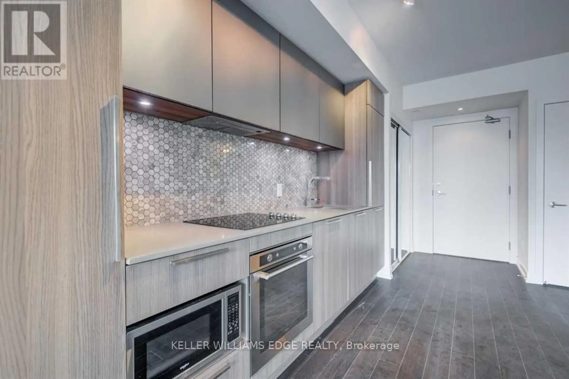 #3609 85 WOOD STREET - Image 3