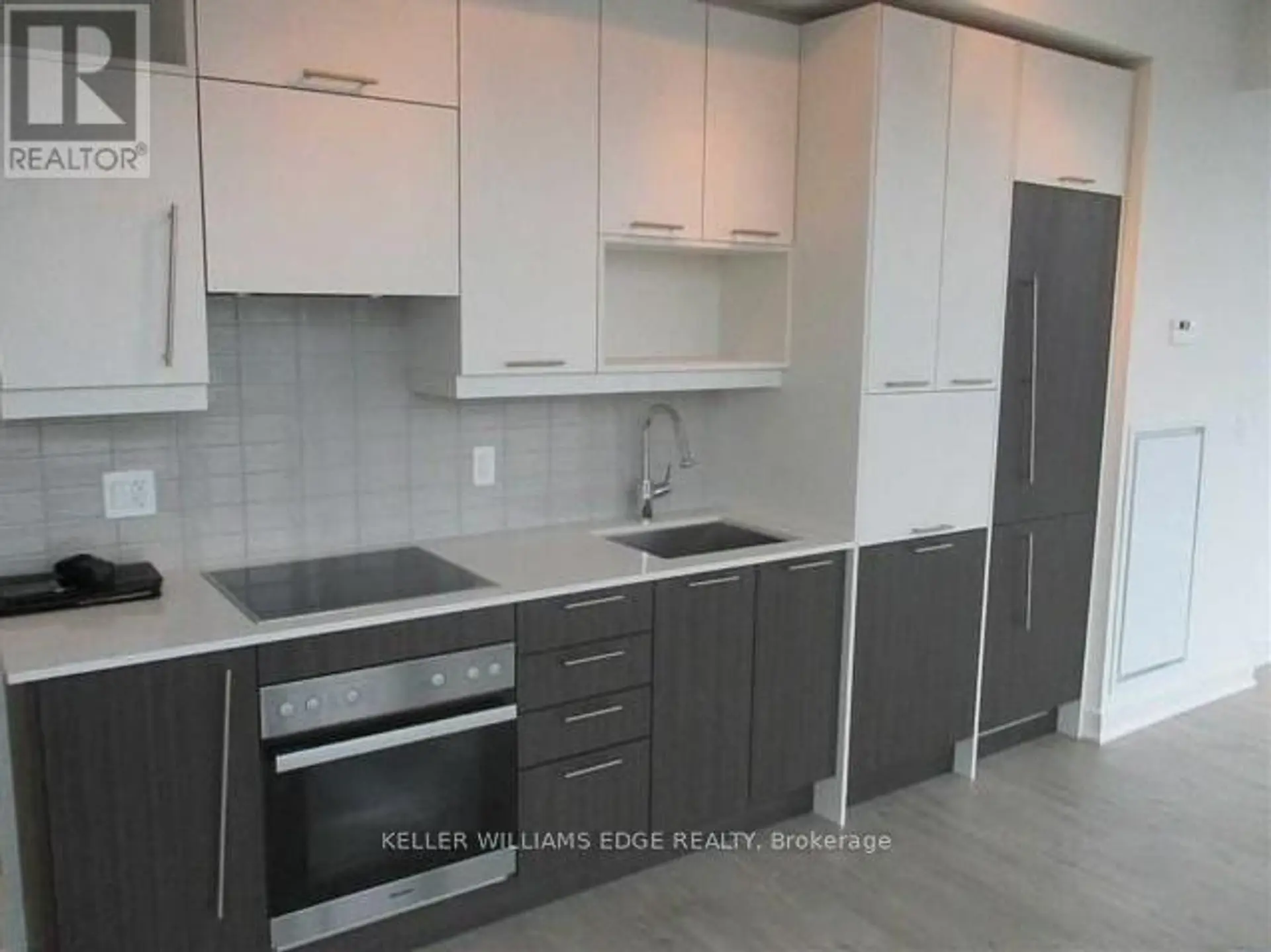 #2009 30 NELSON STREET - Image 3