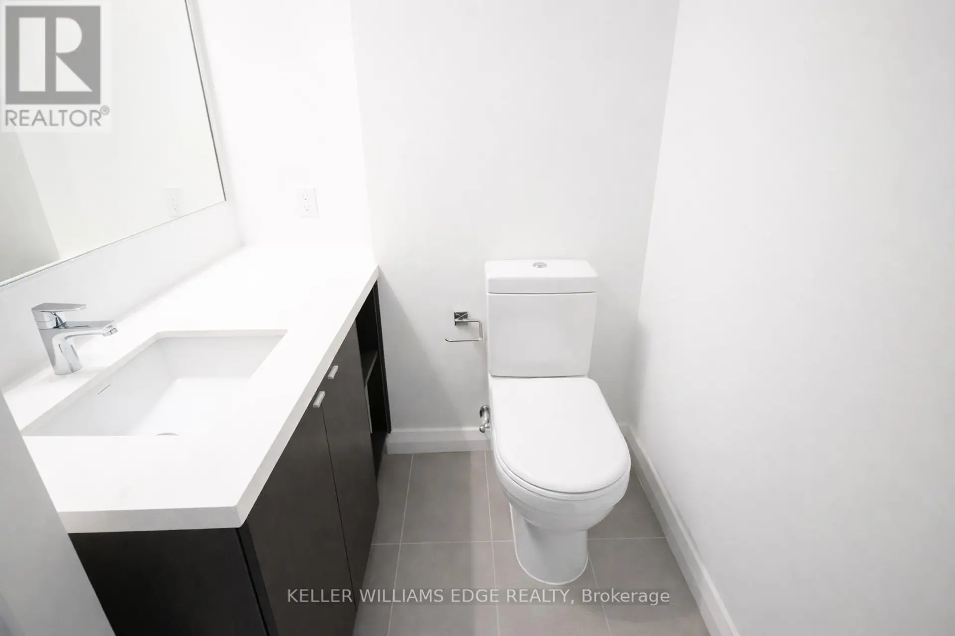 #911 155 YORKVILLE AVENUE - Image 6
