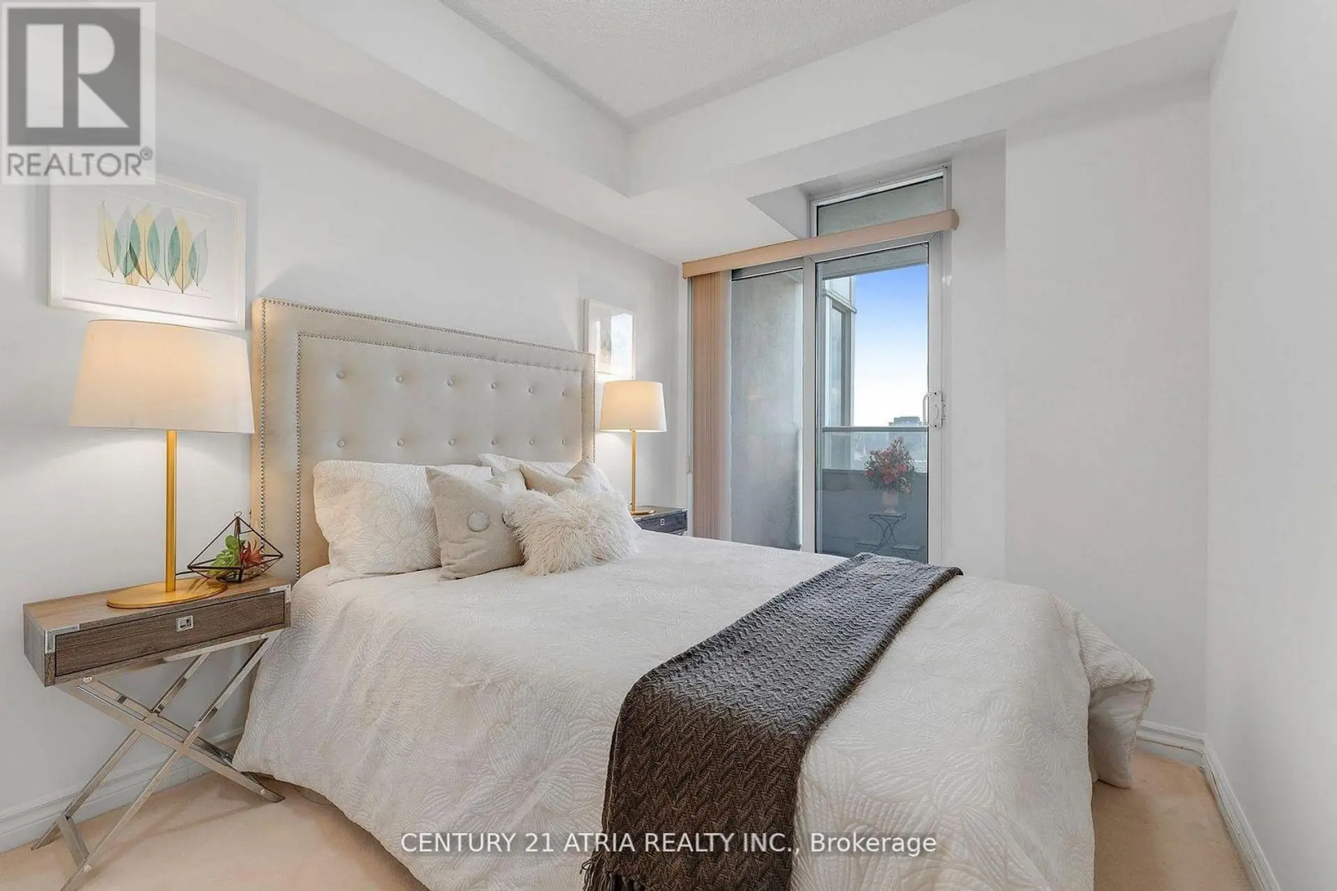 #808 3 REAN DRIVE - Image 12
