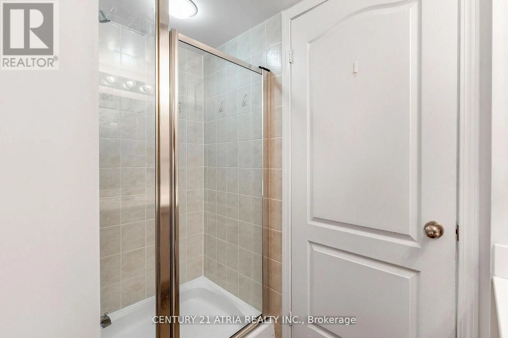 #808 3 REAN DRIVE - Image 14