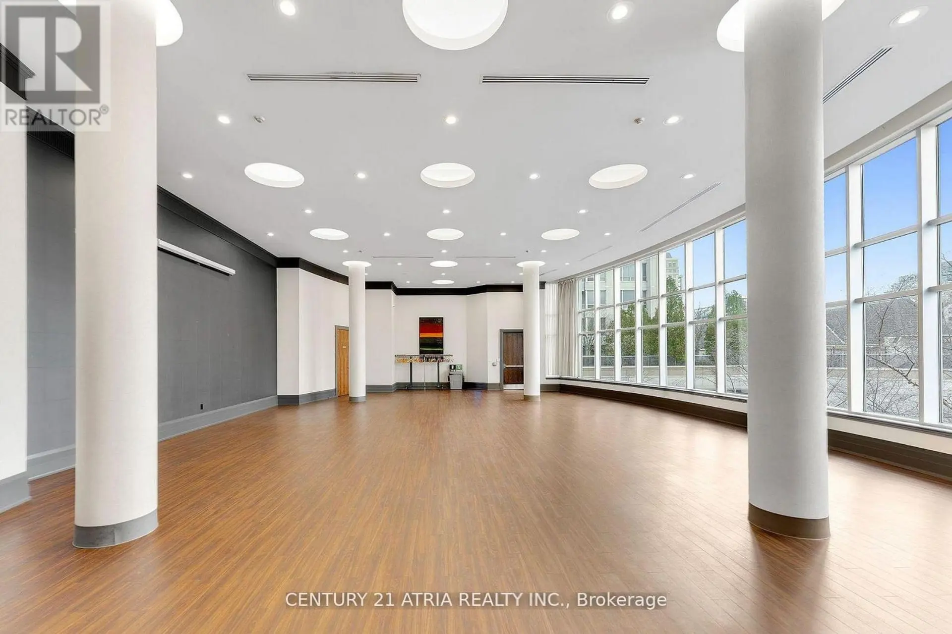#808 3 REAN DRIVE - Image 17